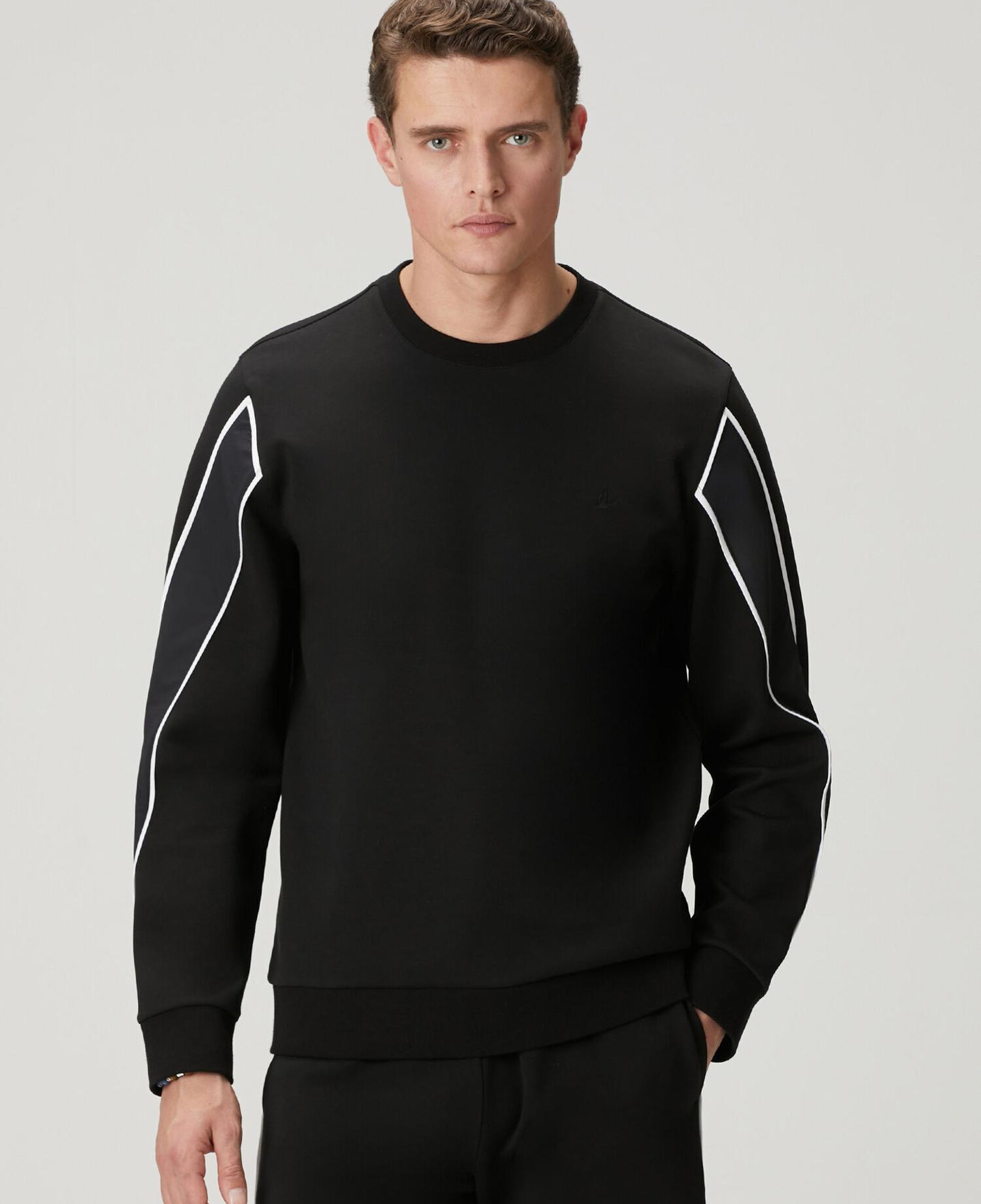 Beymen Club Erkek Siyah Kontrast Biye Detaylı Sweatshirt