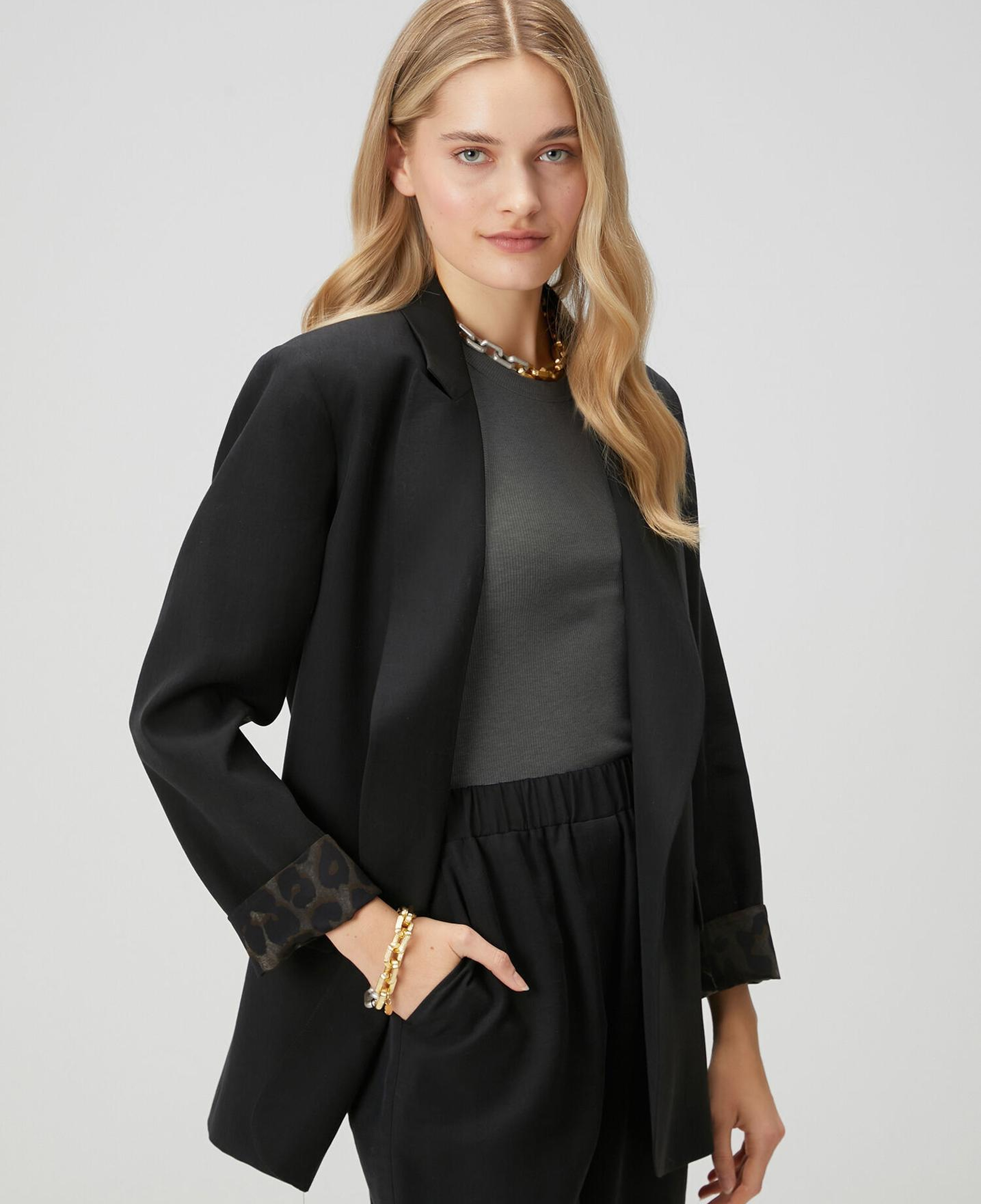 Beymen Club Kadın Siyah Kol Ucu Leopar Desenli Blazer
