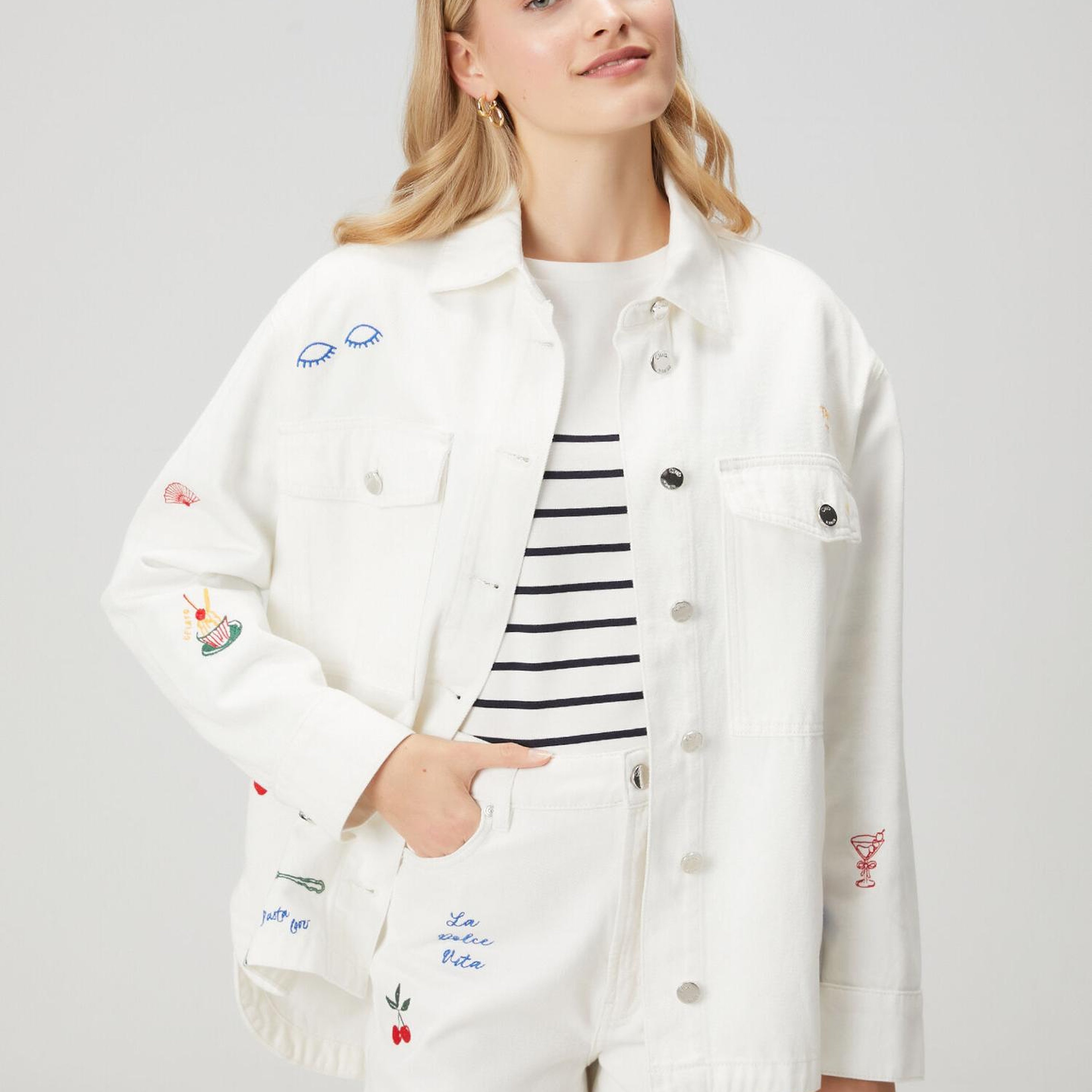 Beymen Club Kadın Oversize Kırık Beyaz Serpme Nakışlı Denim Ceket