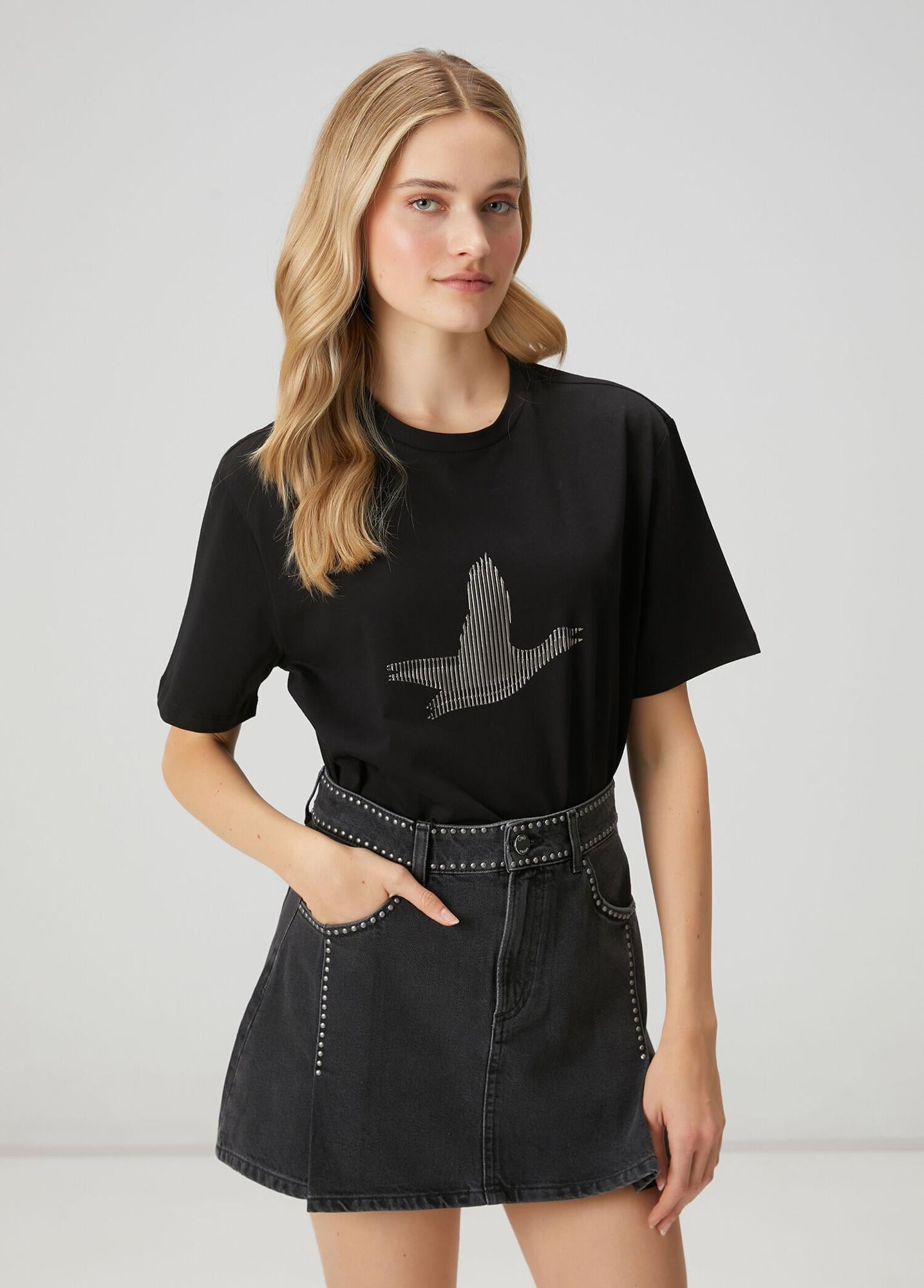 Beymen Club Kadın Siyah Çizgili Logolu T-shirt