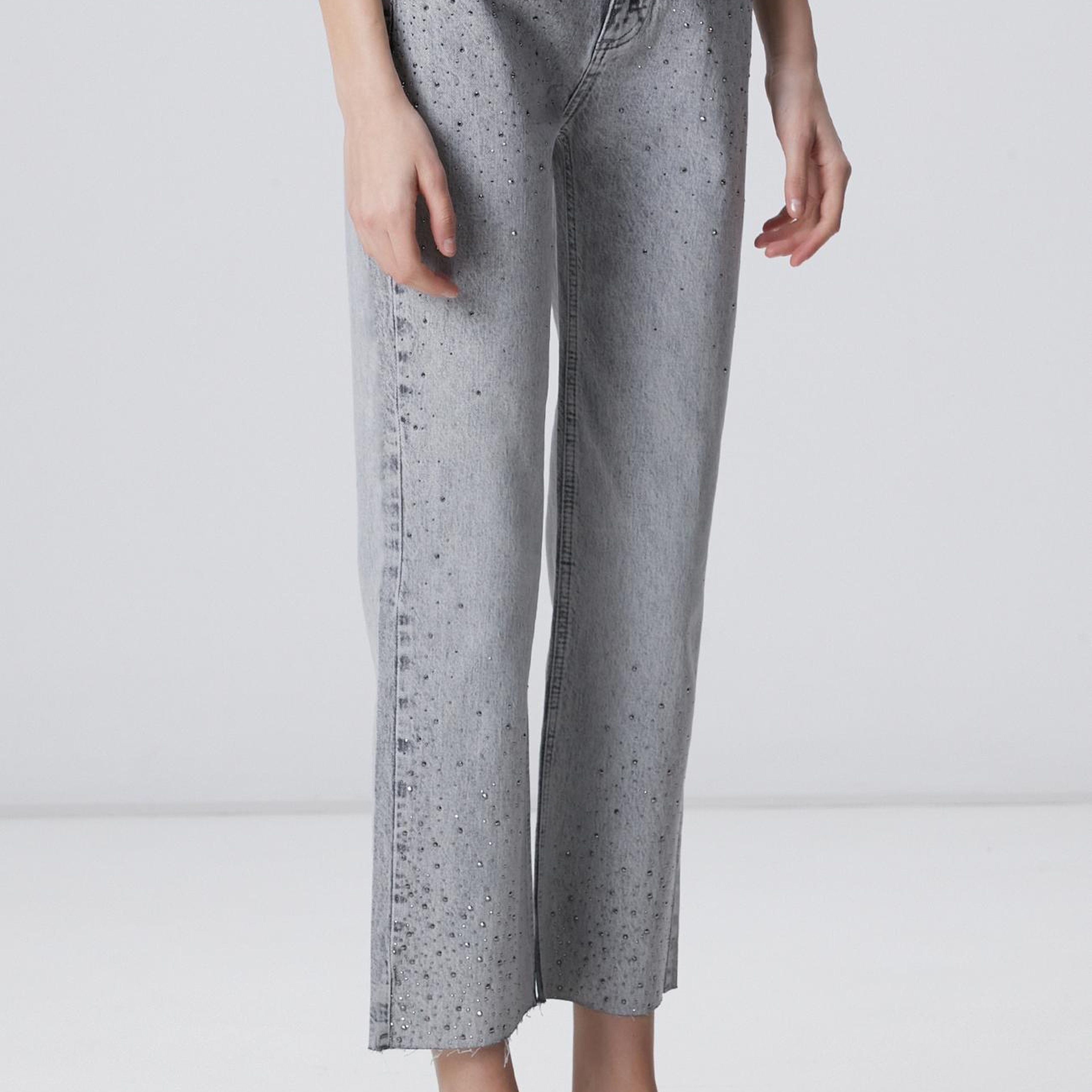Network Kadın Açık Gri Kesik Paça Taş Baskılı Denim Pantolon