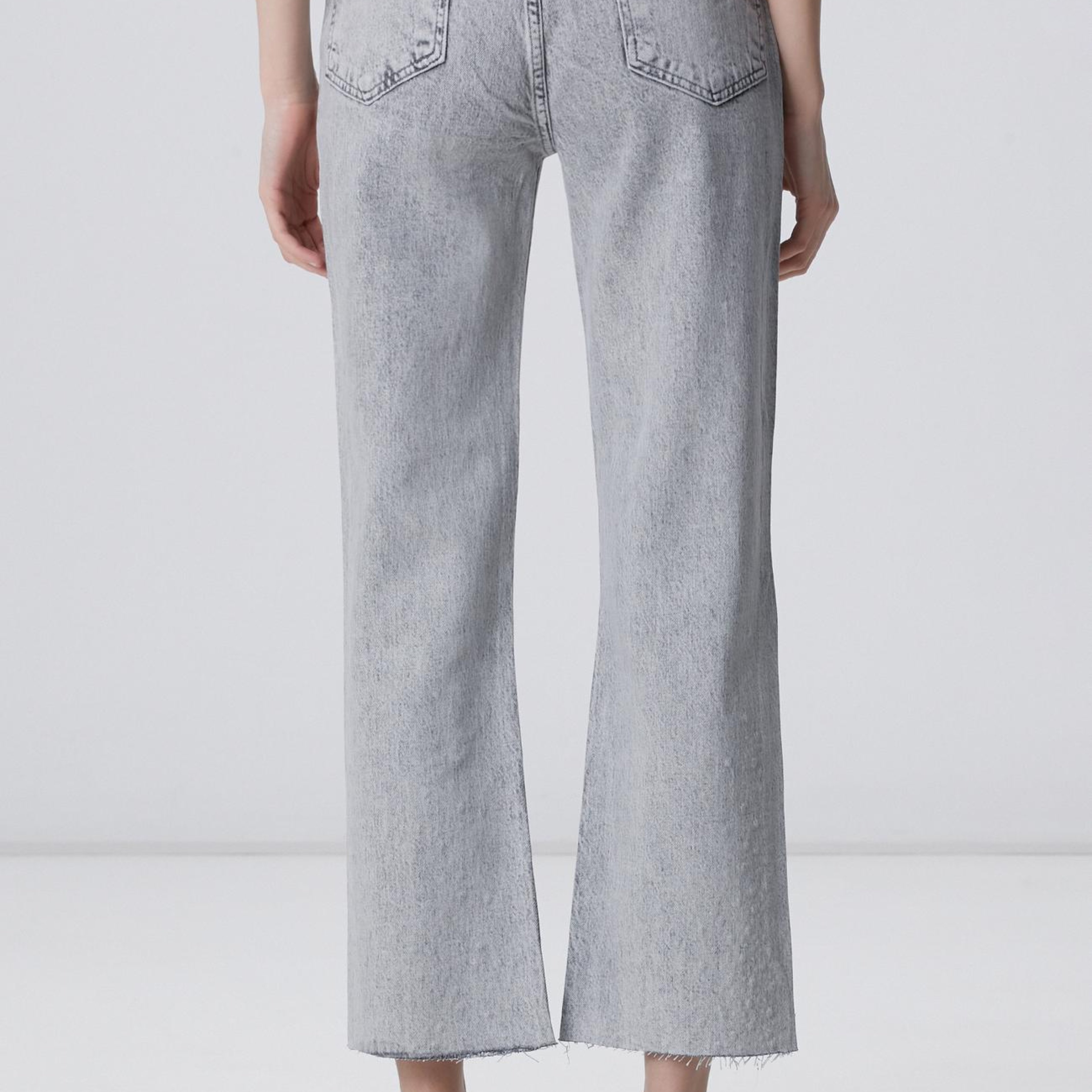 Network Kadın Açık Gri Kesik Paça Taş Baskılı Denim Pantolon