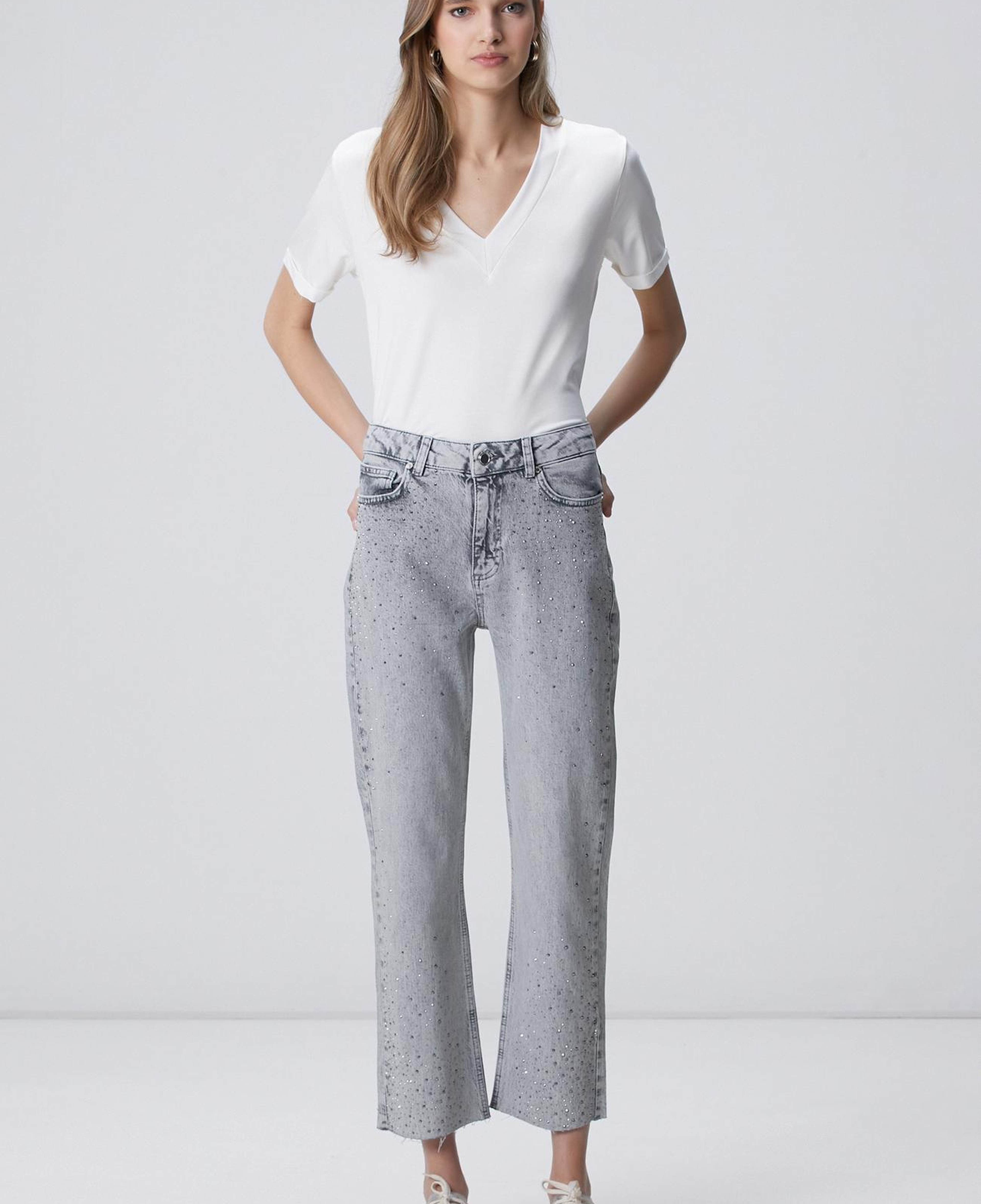 Network Kadın Açık Gri Kesik Paça Taş Baskılı Denim Pantolon