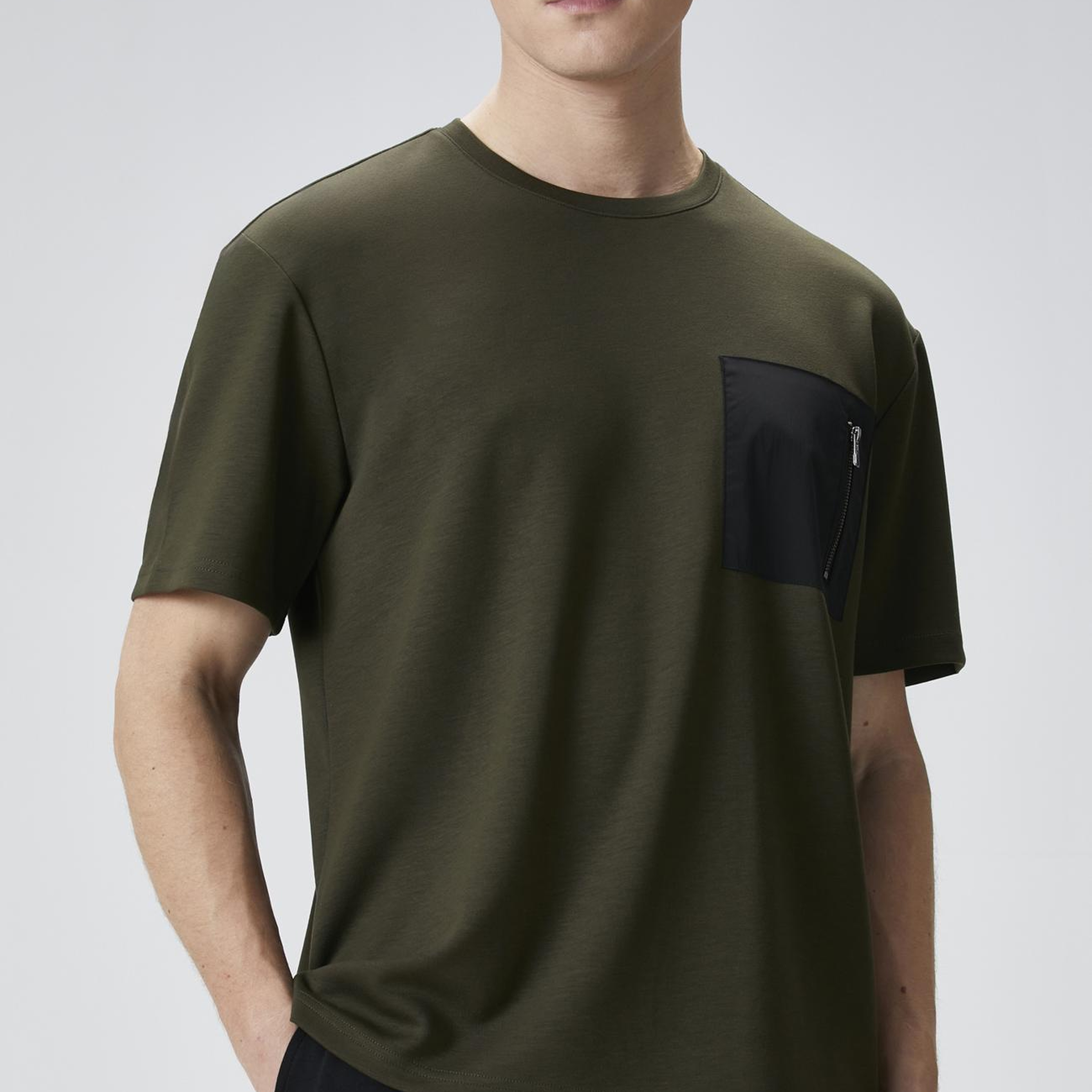 Network Erkek Comfort Fit Haki Göğüs Cep Detaylı T-shirt