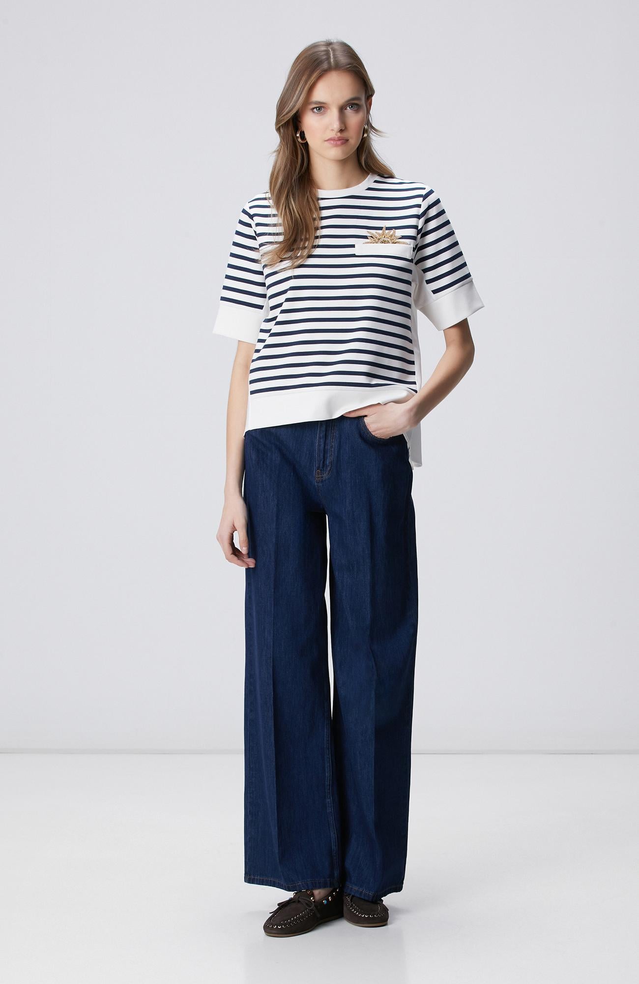 Network Kadın Beyaz Lacivert Dokuma Garni Detaylı Sweatshirt