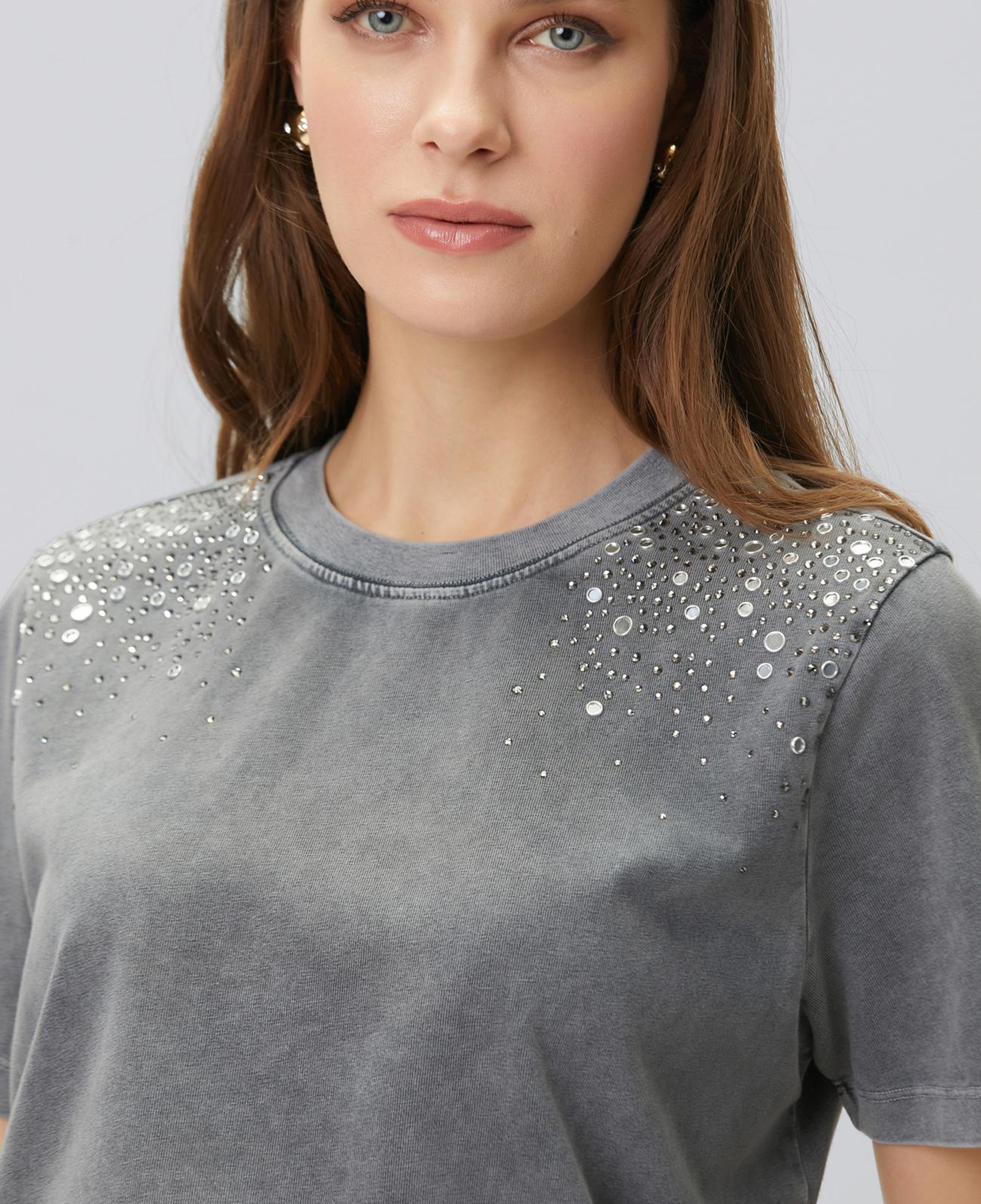 Network Kadın Antrasit Omuz Taş Baskılı T-shirt
