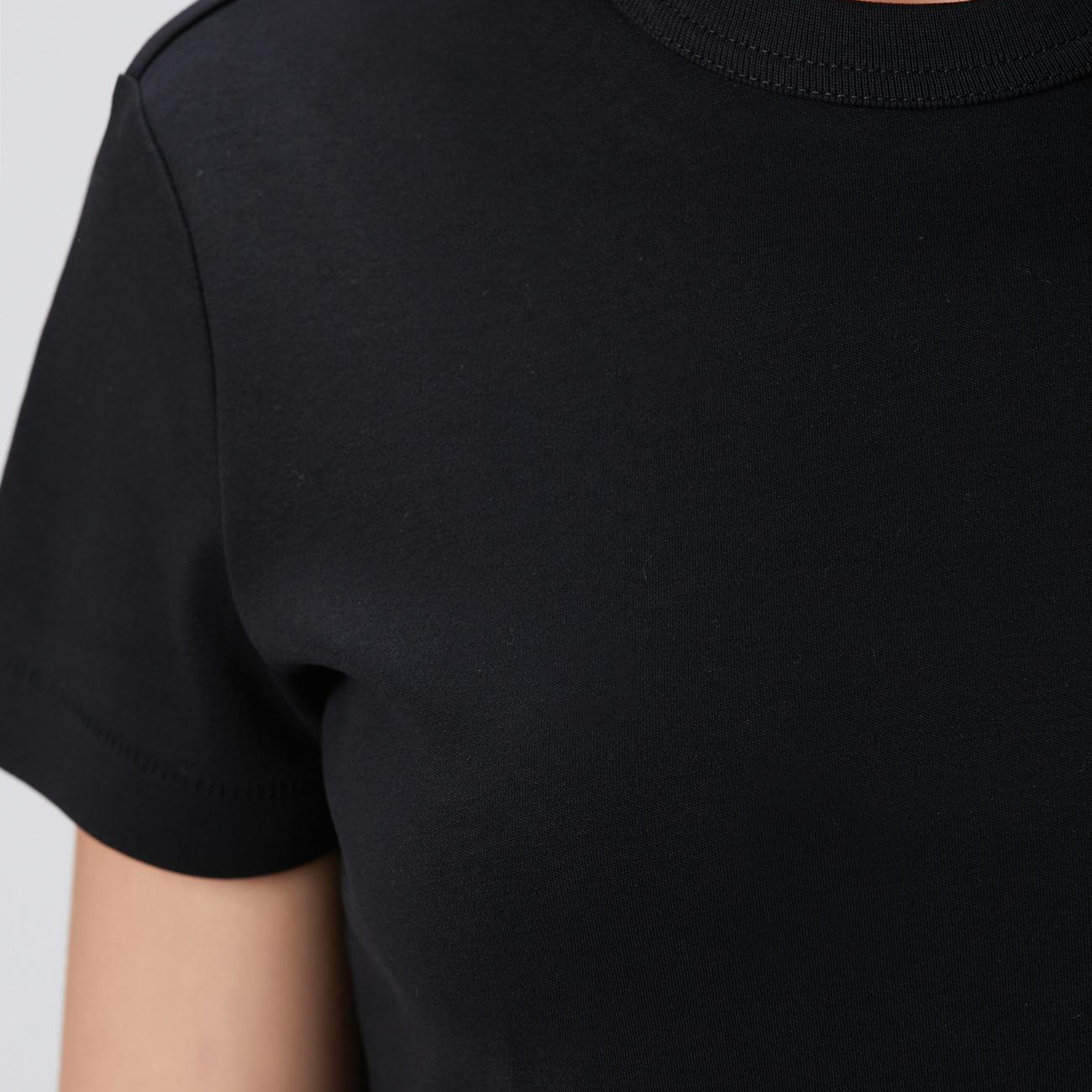 Network Kadın Siyah Basic T-shirt