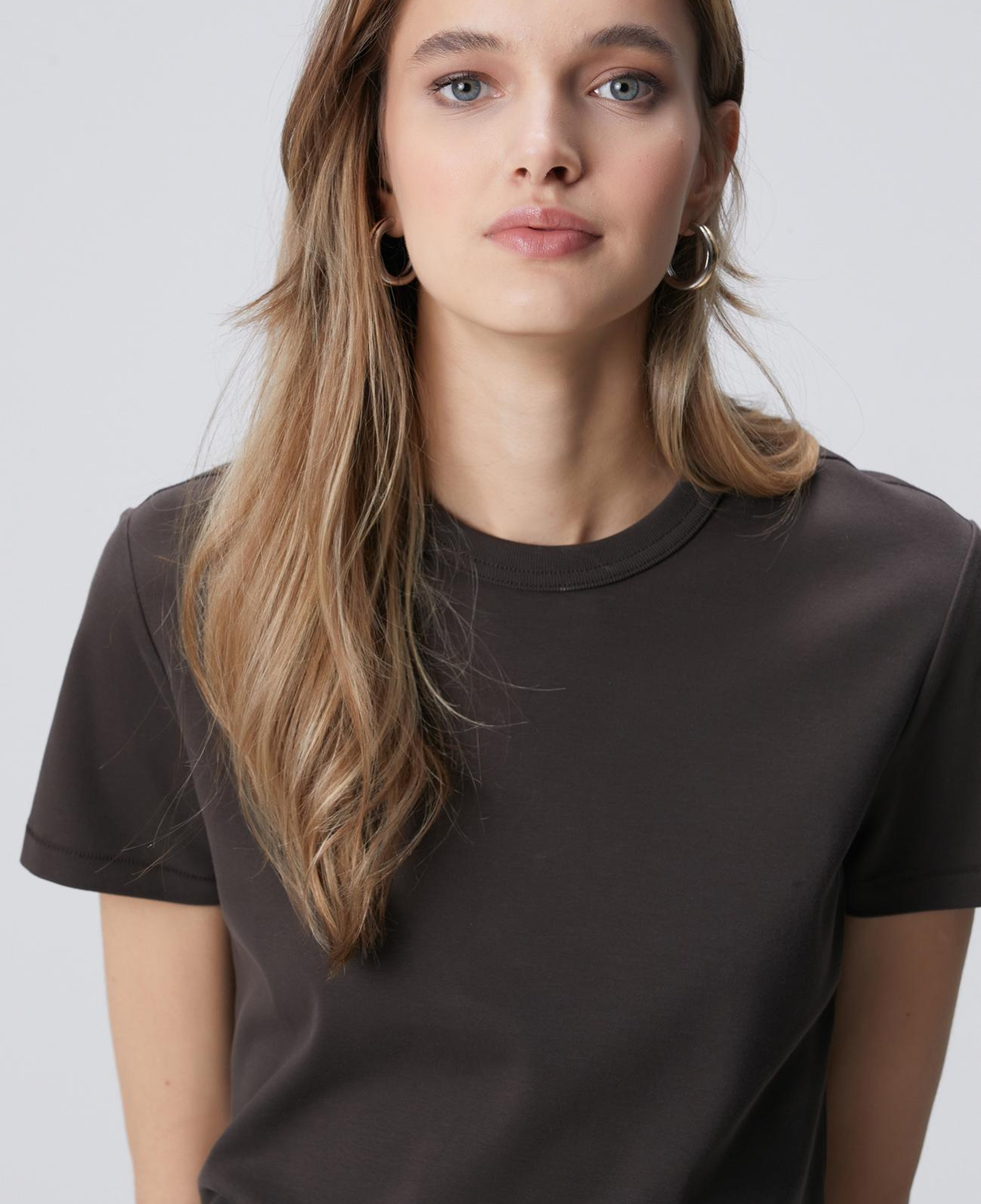 Network Kadın Acı Kahve Basic T-shirt