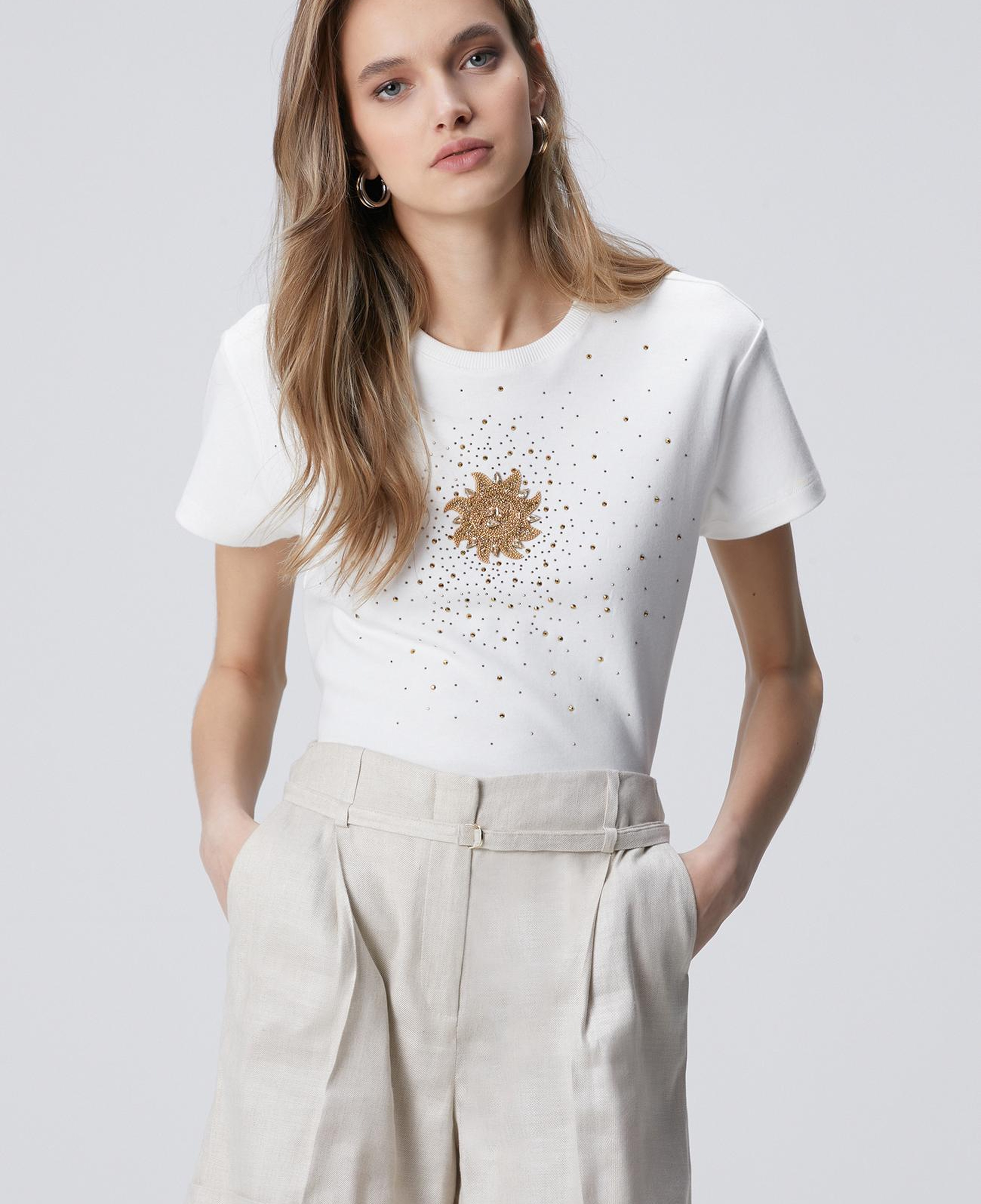 Network Kadın Kırık Beyaz Taş Baskılı T-shirt