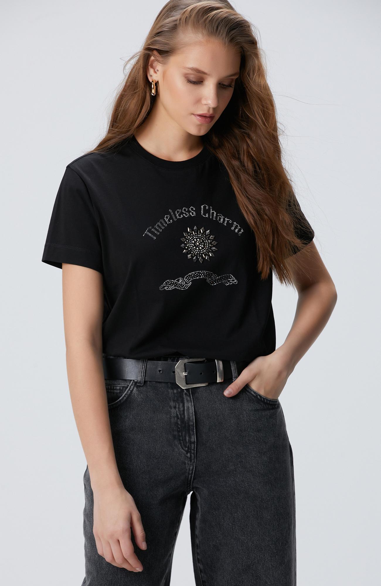 Network Kadın Siyah Taş İşlemeli T-Shirt