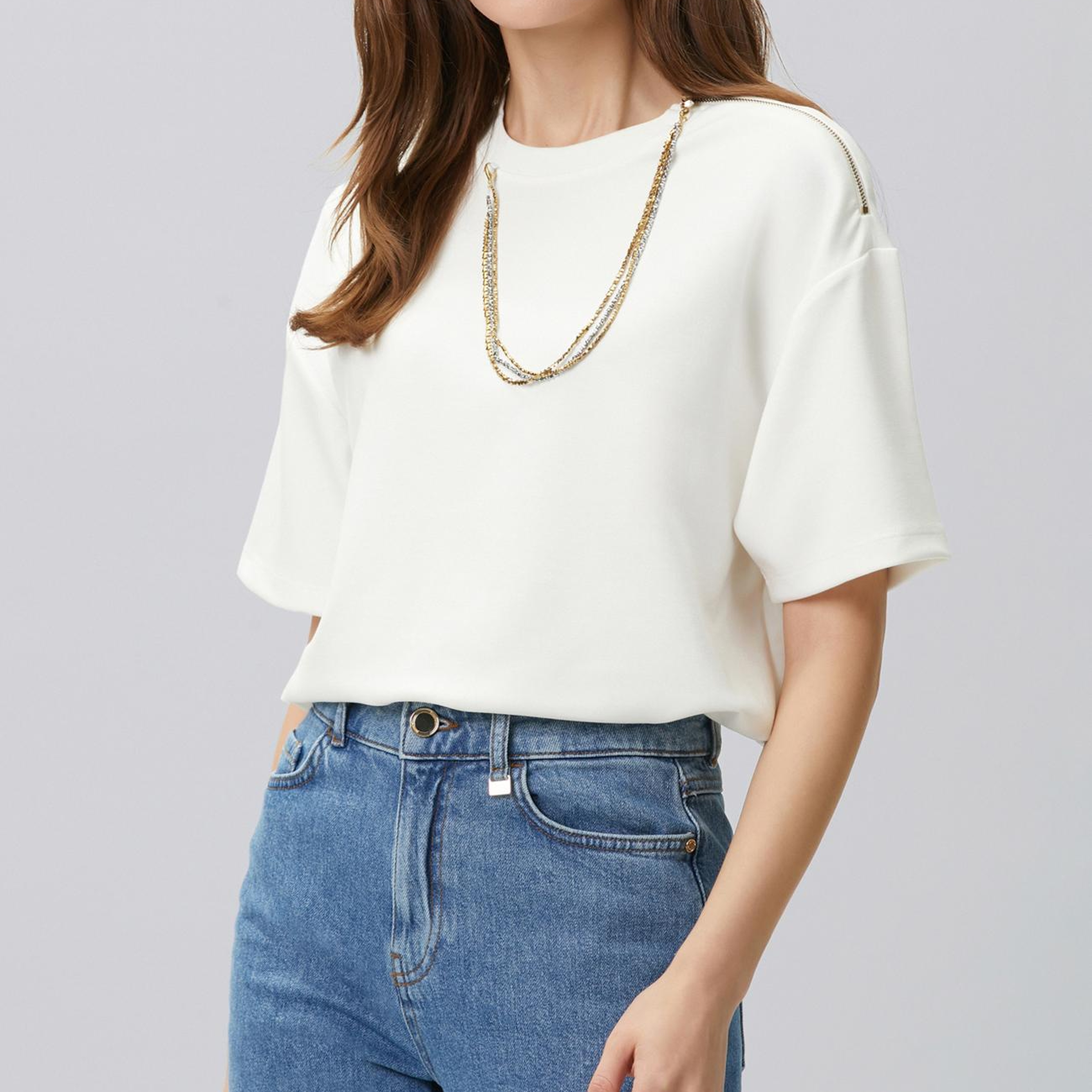 Network Kadın Kırık Beyaz Yaka Zincir Detaylı T-shirt
