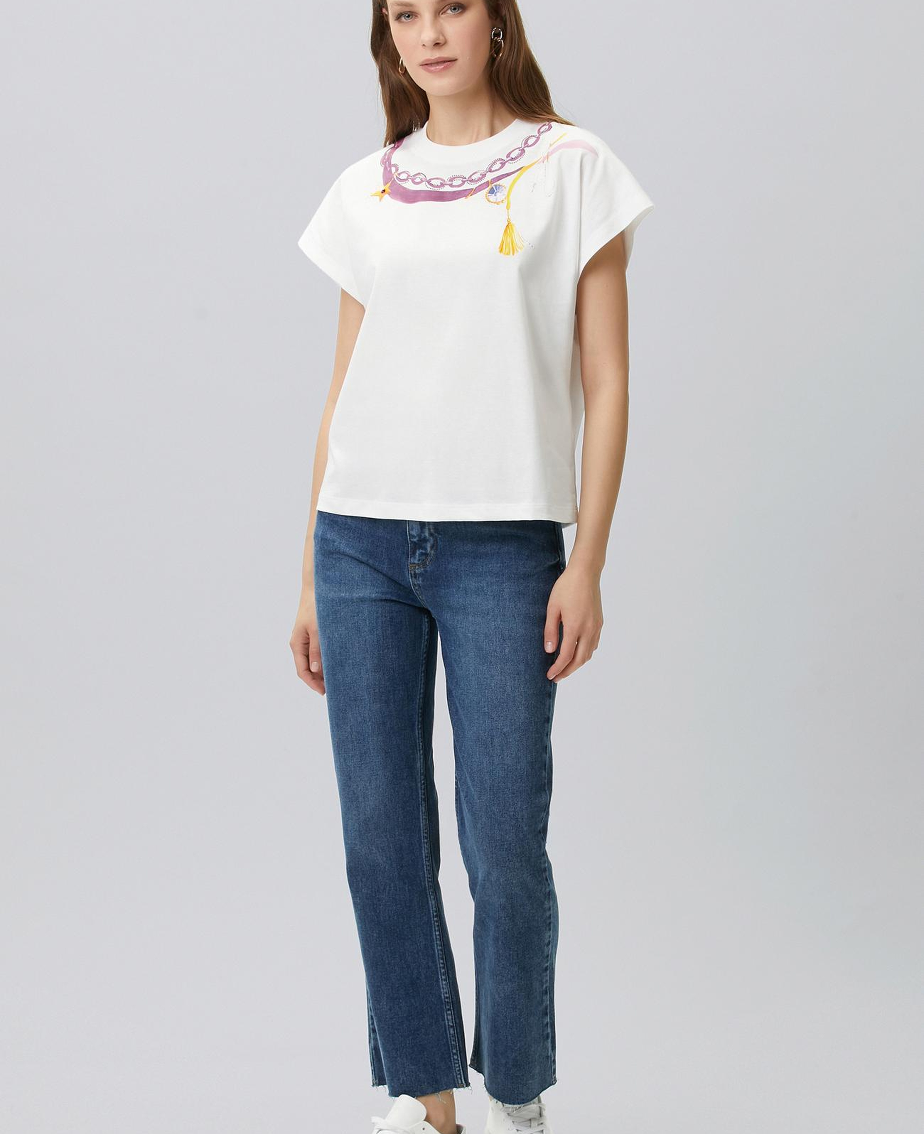 Network Kadın Kırık Beyaz Yaka Baskı Detaylı T-shirt