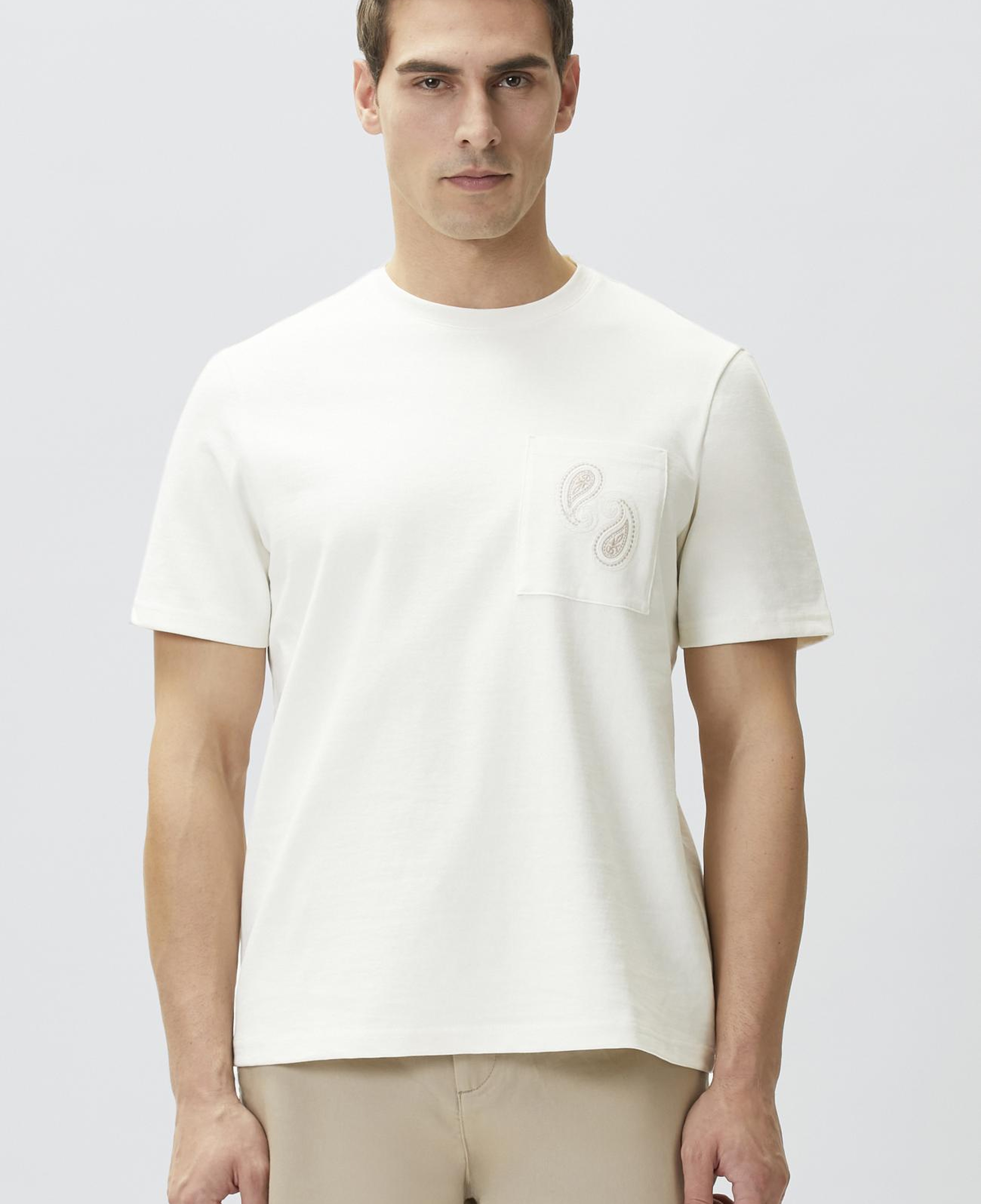 Network Erkek Kırık Beyaz Nakış Detaylı T-shirt