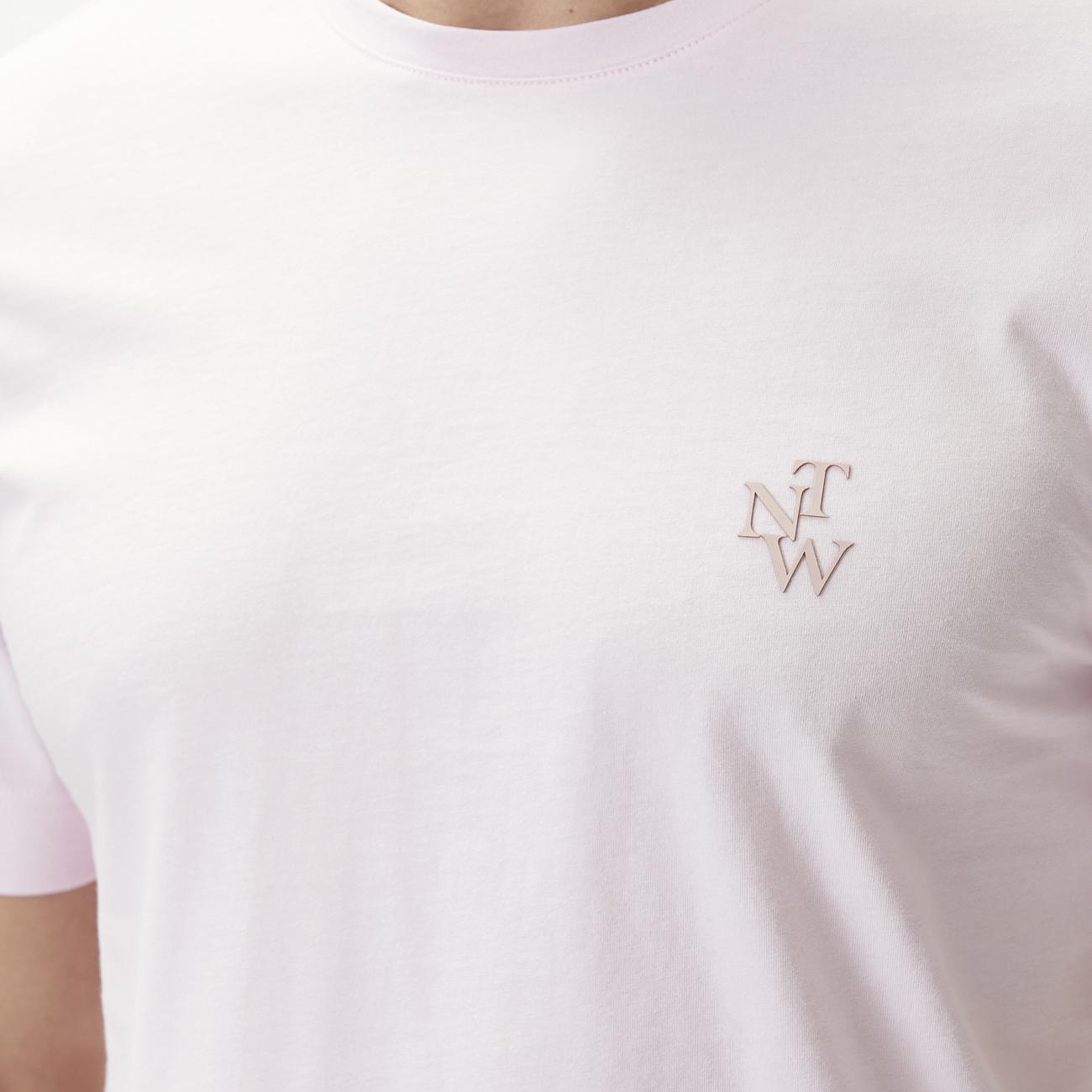 Network Erkek Comfort Fit Pembe Göğüs Baskı Detaylı T-shirt
