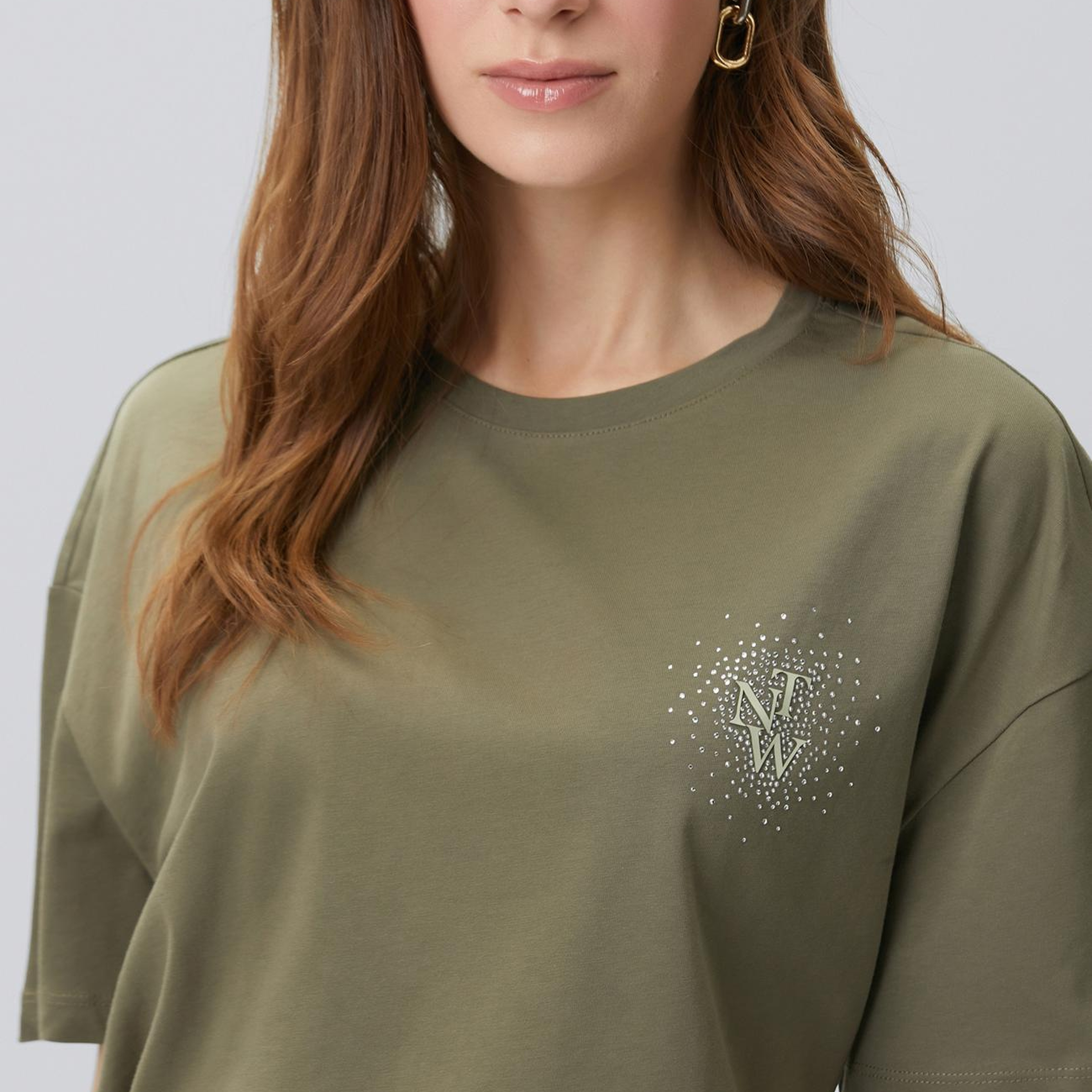 Network Kadın Haki Göğsü Taş ve Logolu Kısa Kol T-shirt