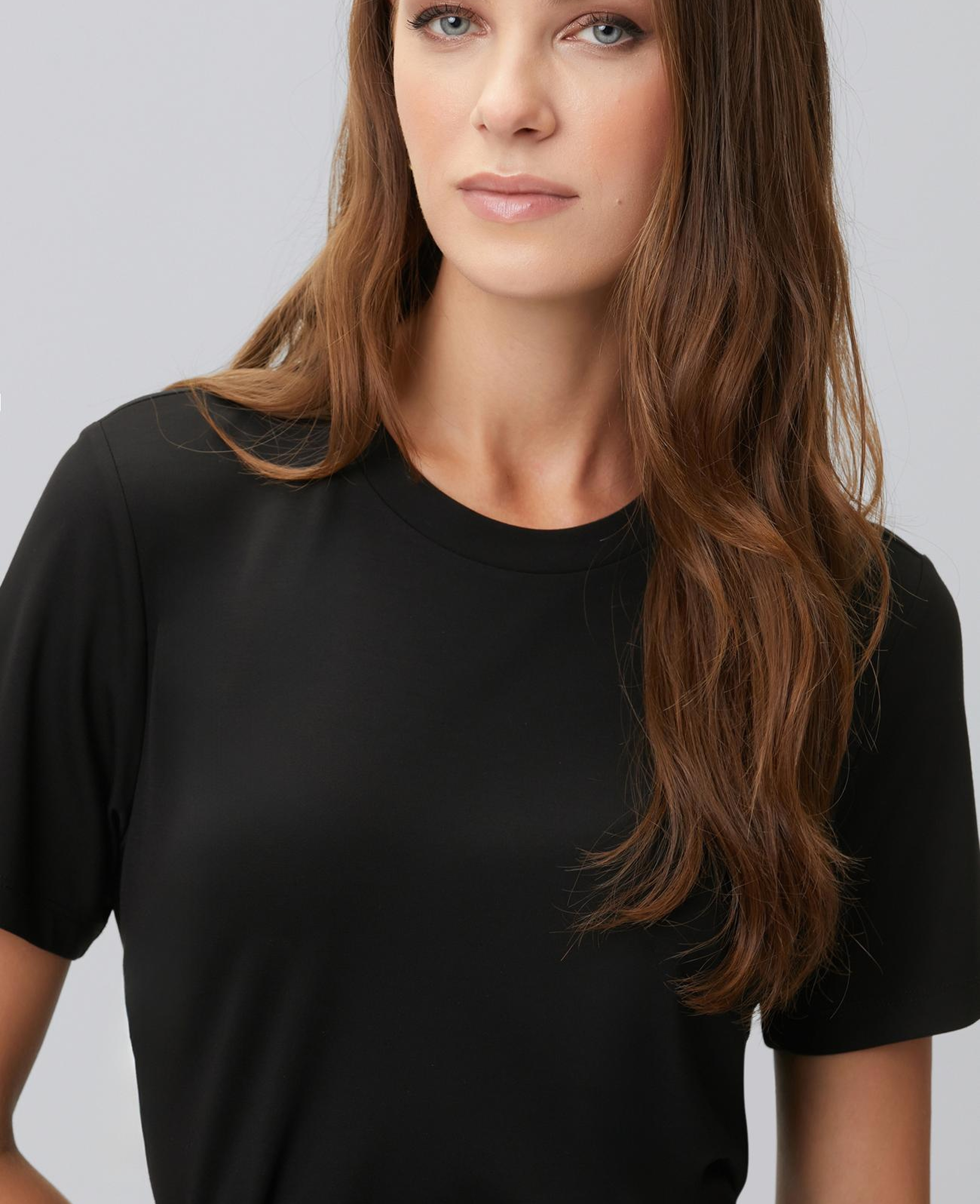 Network Kadın Siyah Bisiklet Yaka Basic T-shirt
