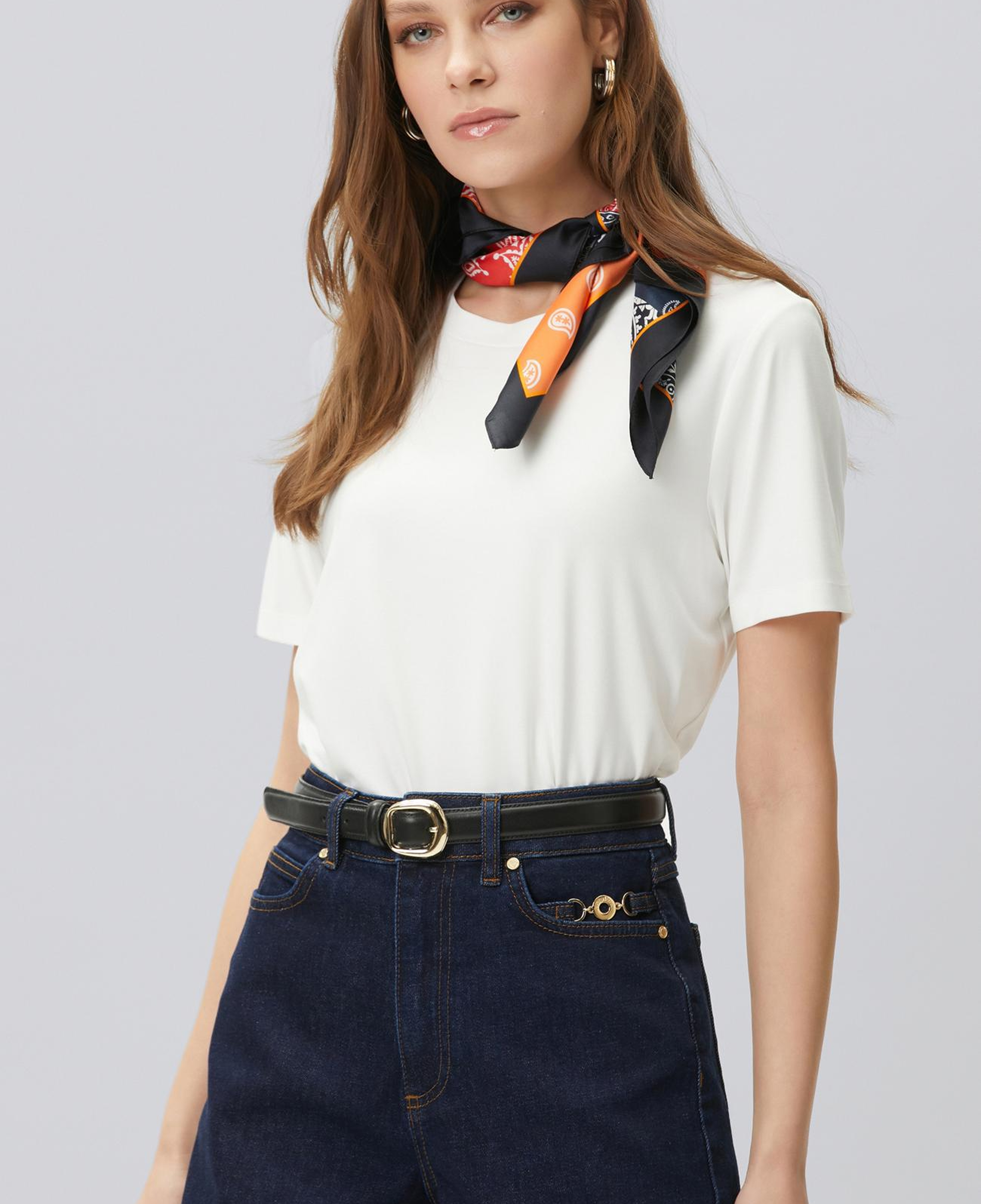 Network Kadın Beyaz Bisiklet Yaka Basic T-shirt