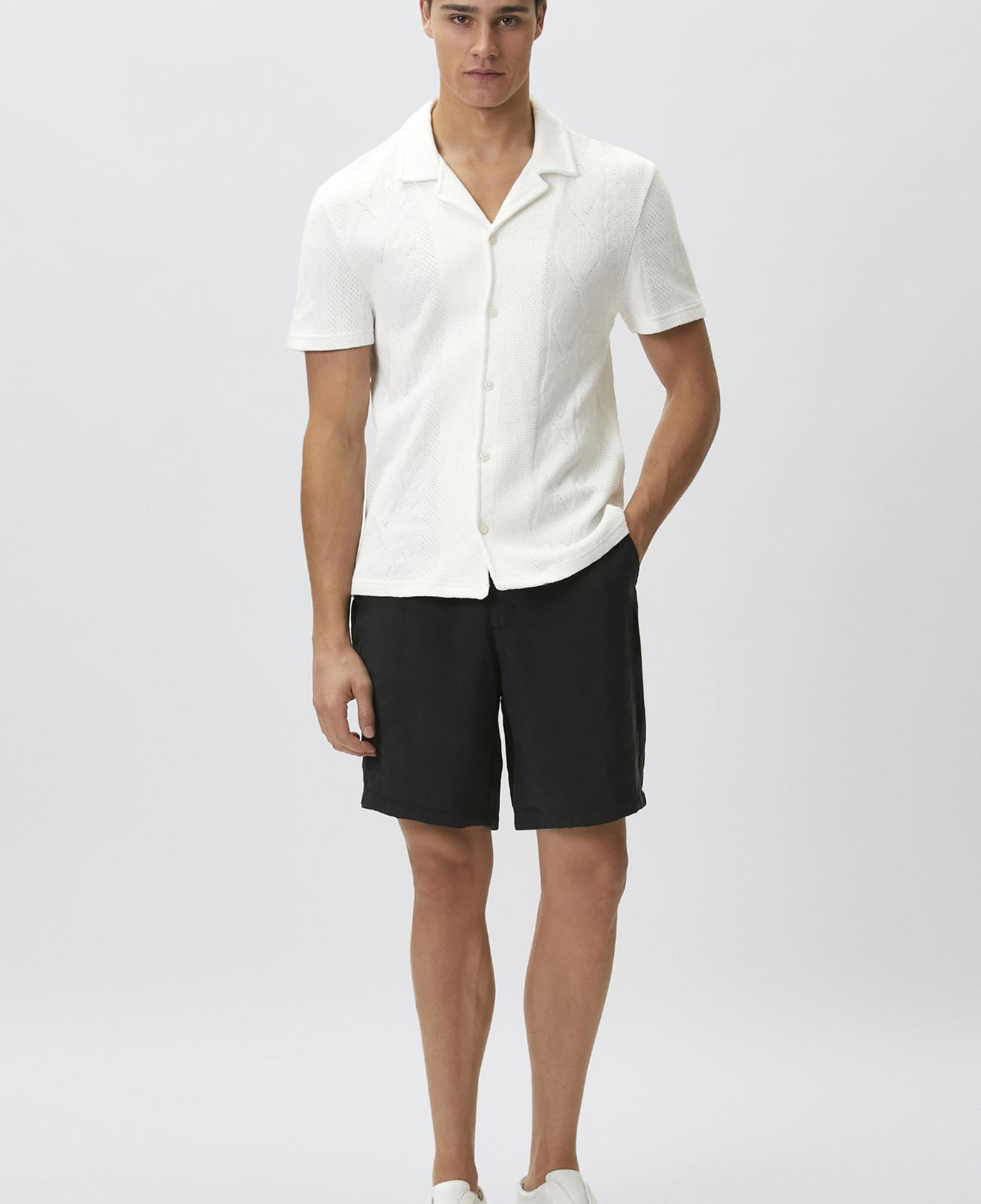 Network Erkek Siyah Slim Fit Modal Şort