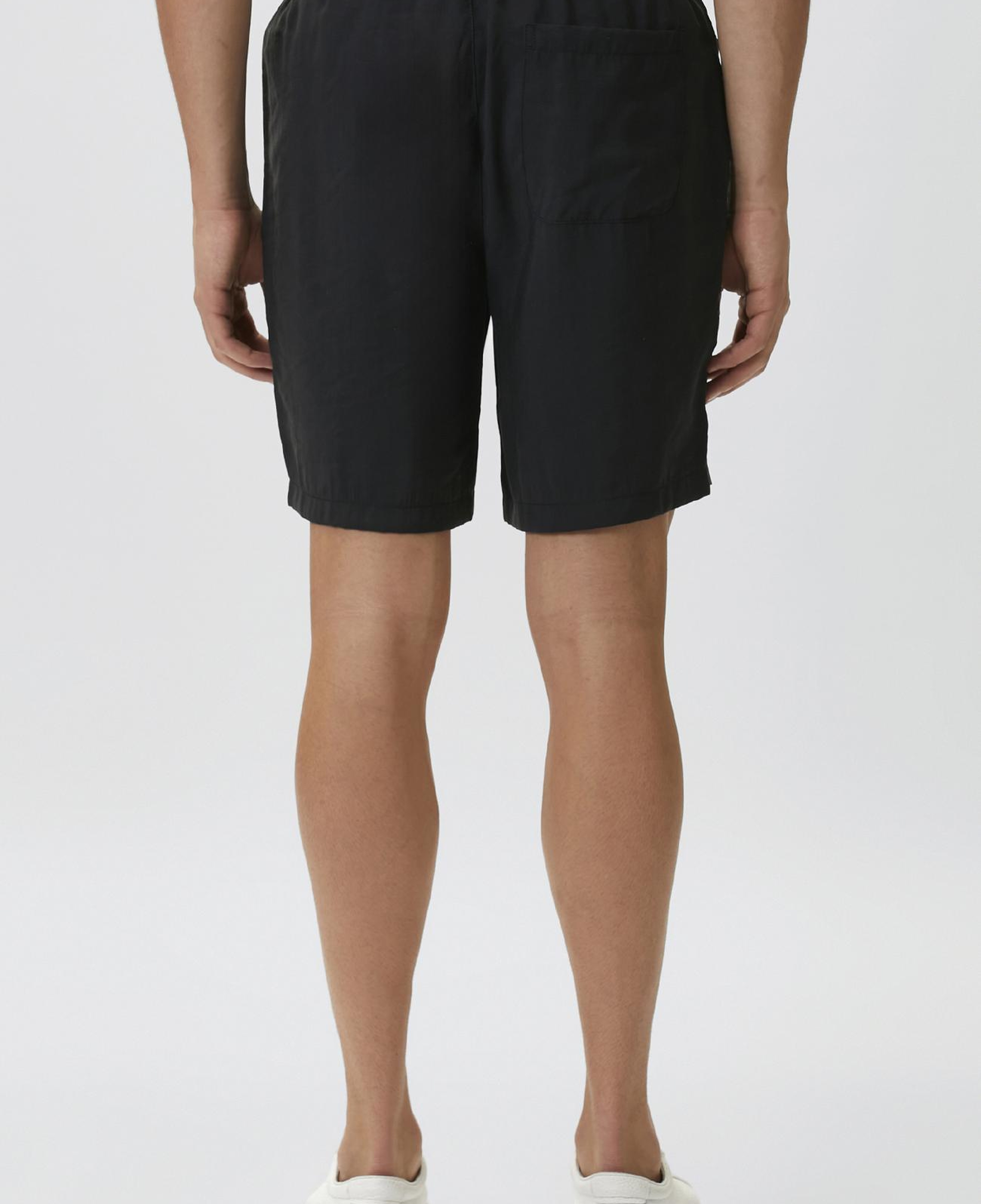 Network Erkek Siyah Slim Fit Modal Şort