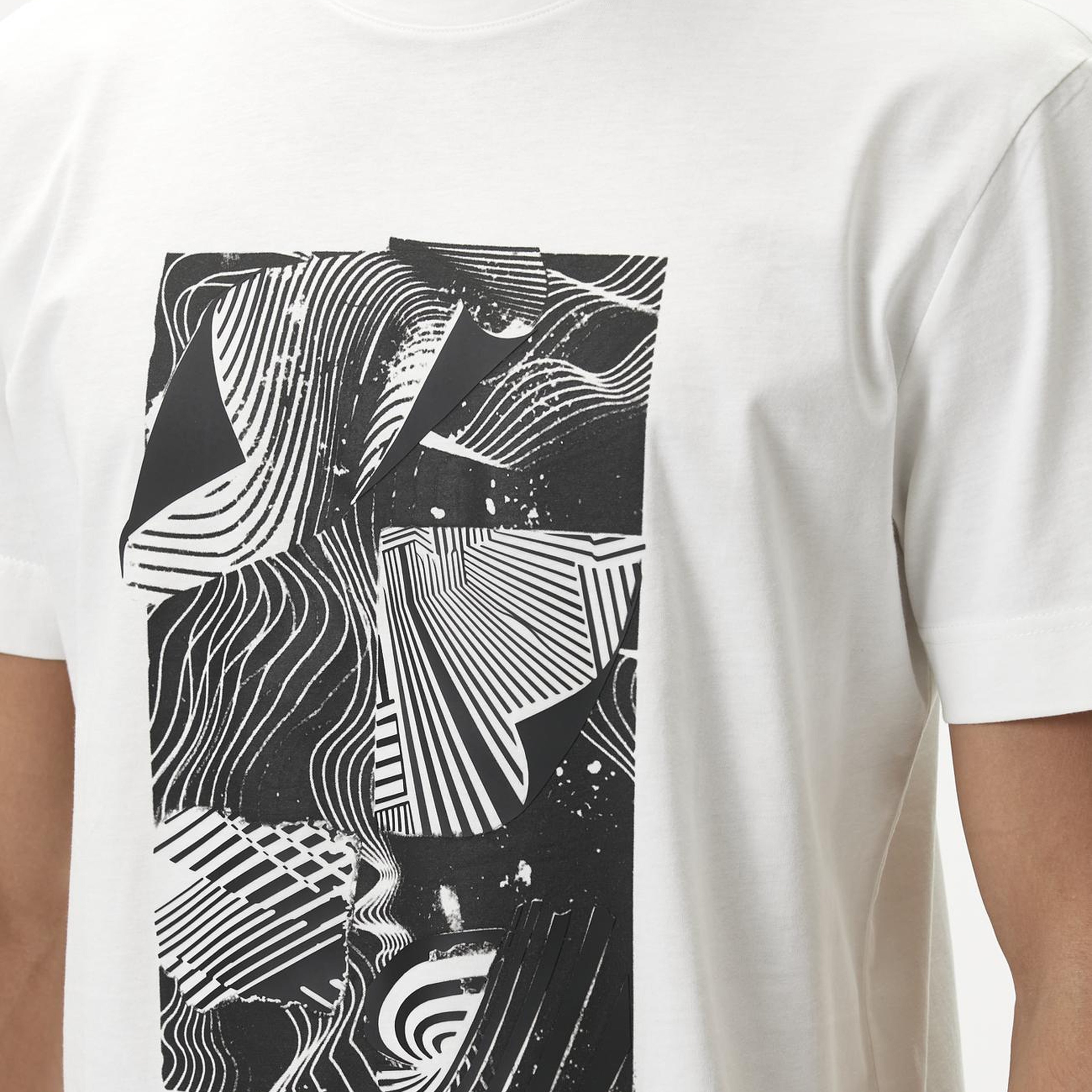 Network Erkek Beyaz Enjeksiyon Baskılı T-shirt