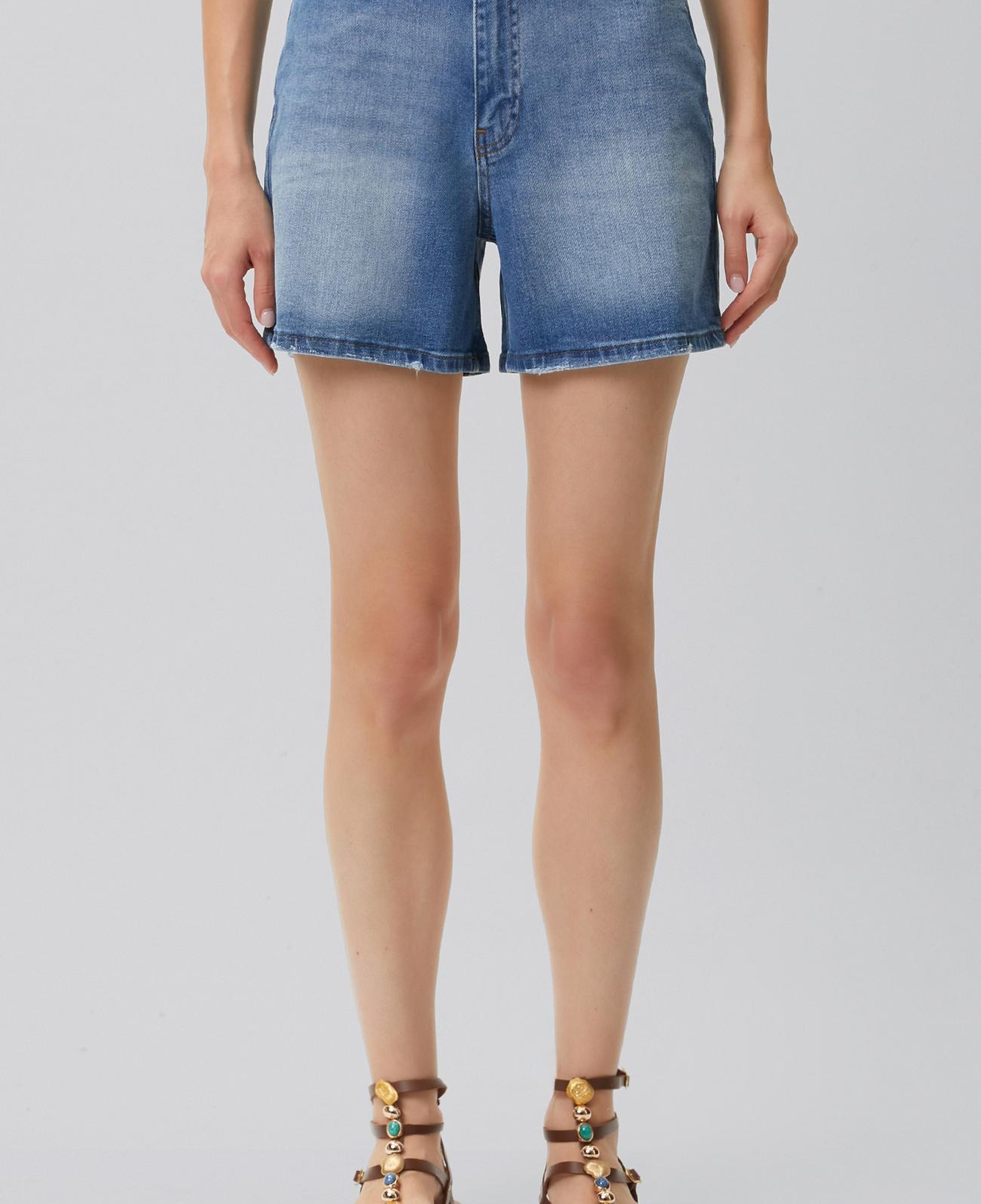 Network Kadın Açık Mavi 5 Cep Kısa Denim Şort