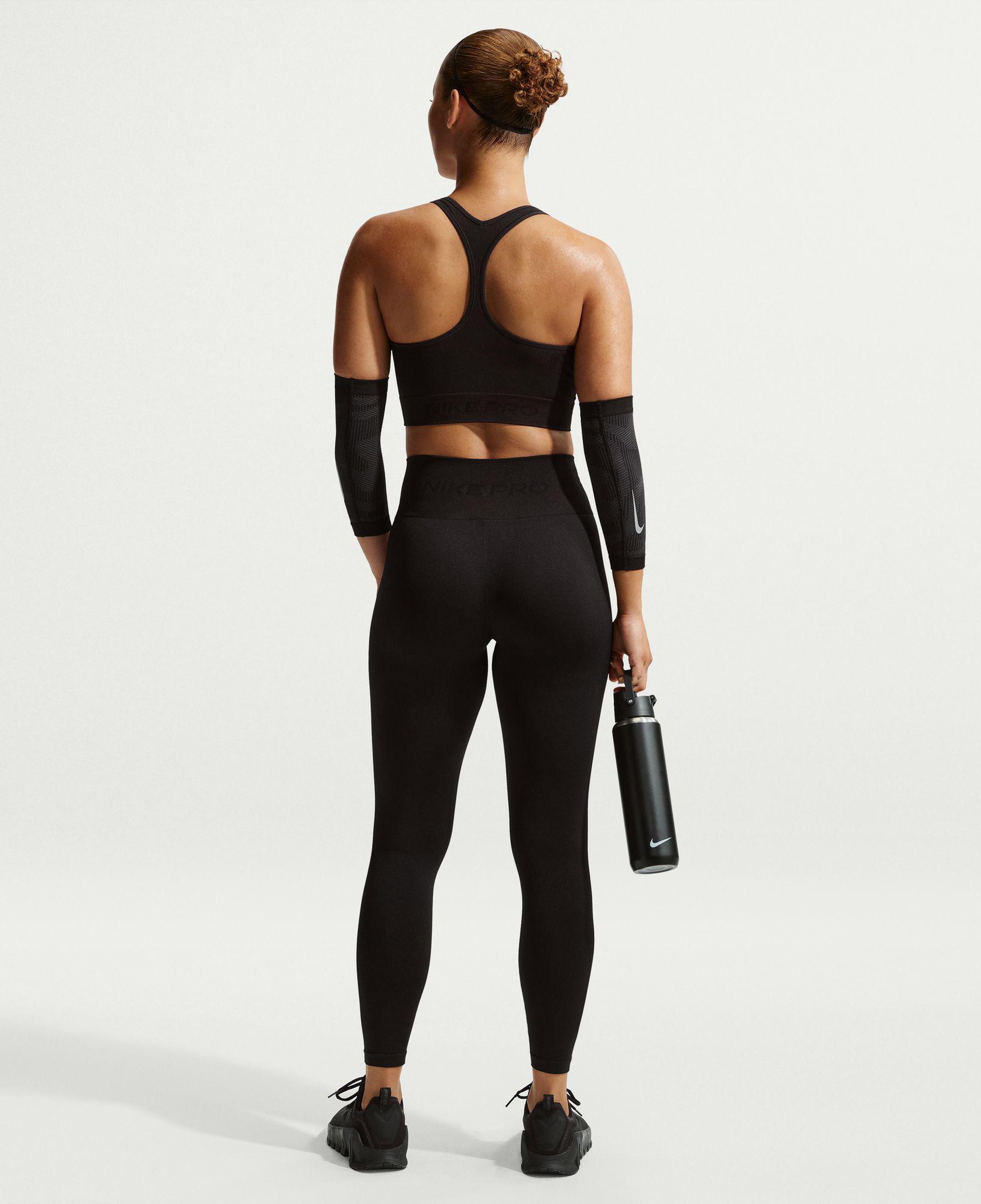 Nike Pro Dri-Fit Seamless Kadın Siyah Crop