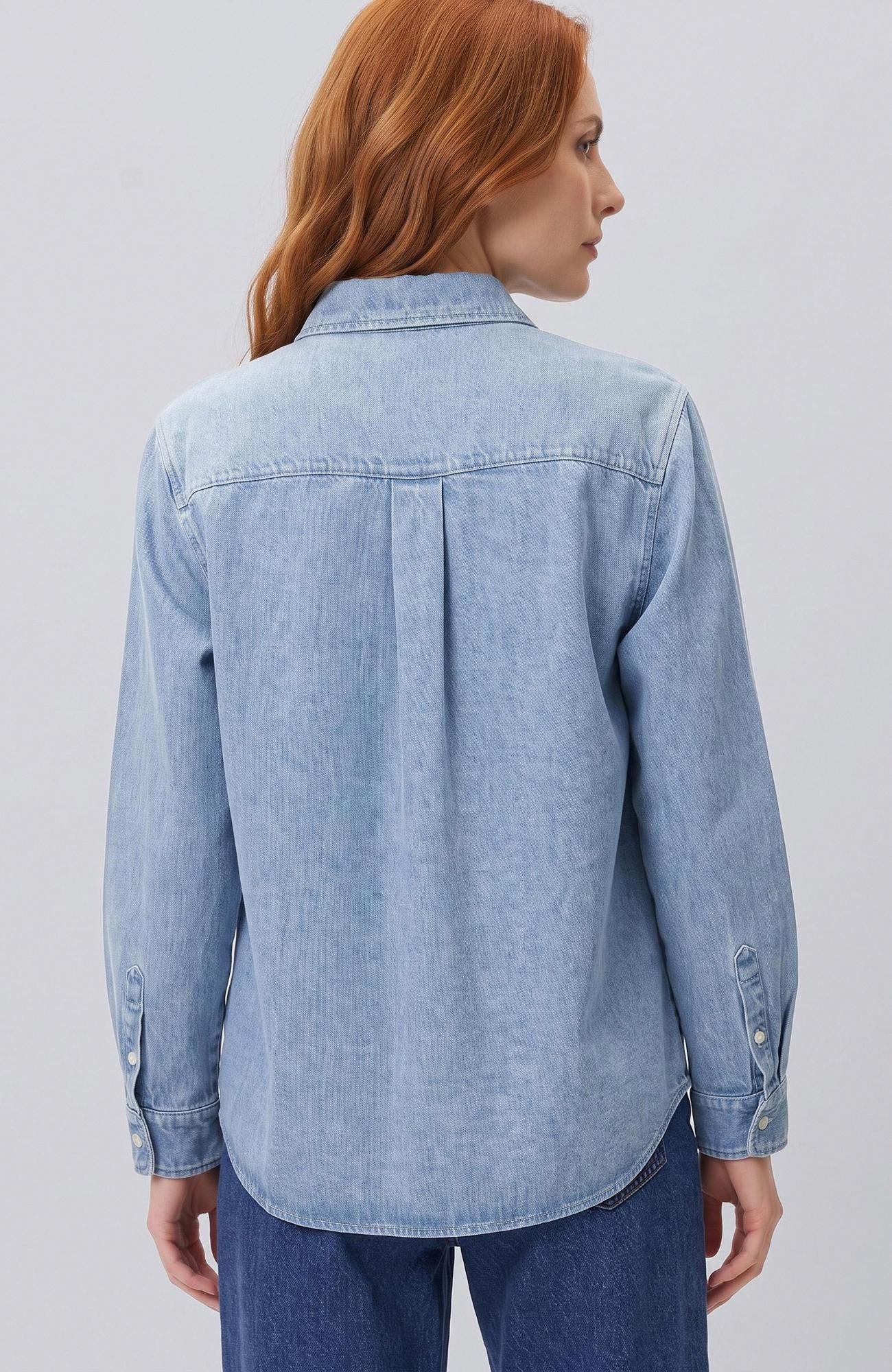 Network Kadın Açık İndigo Tencel Denim Gömlek