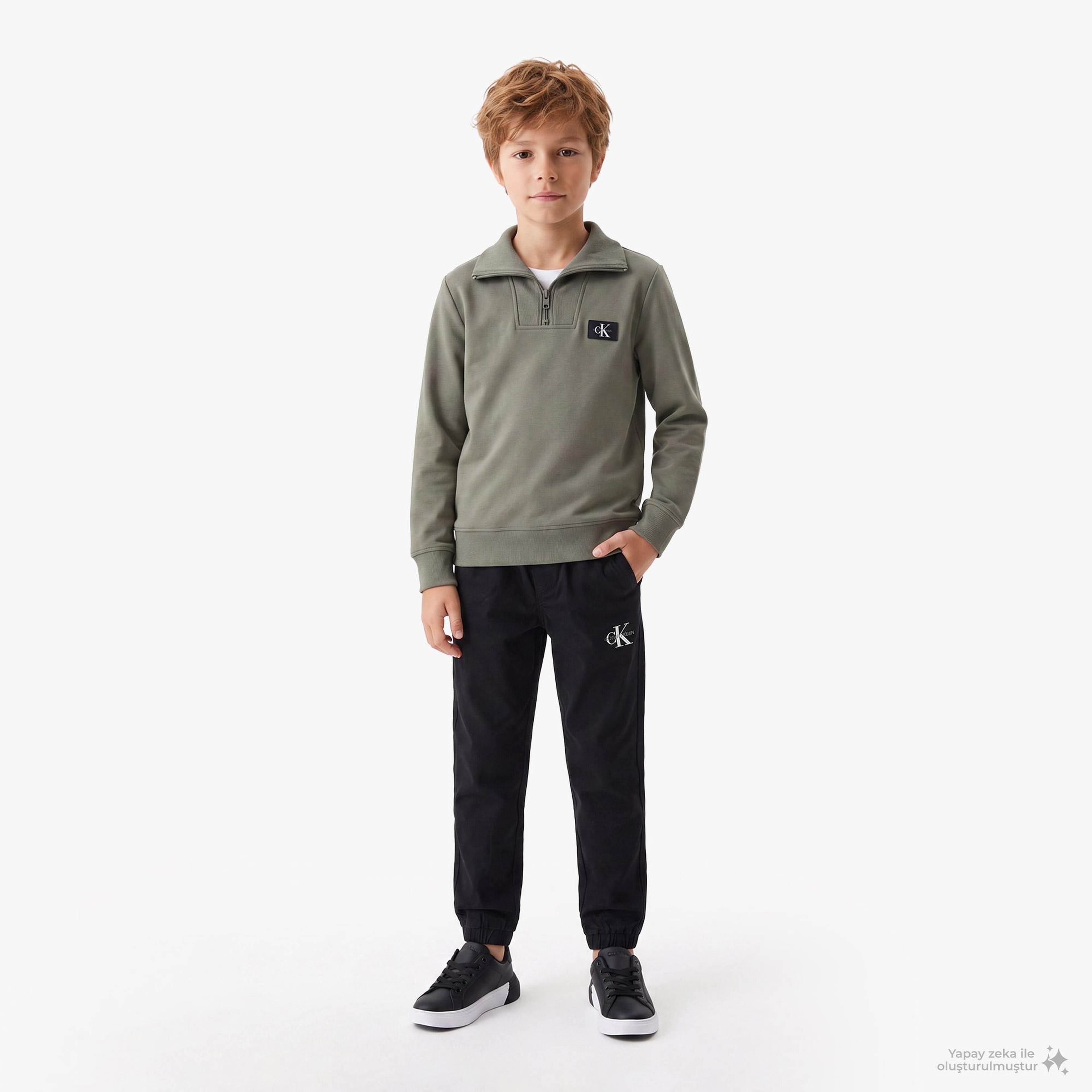 Calvin Klein Essential Woven Jogger Çocuk Siyah Jogger Pantolon