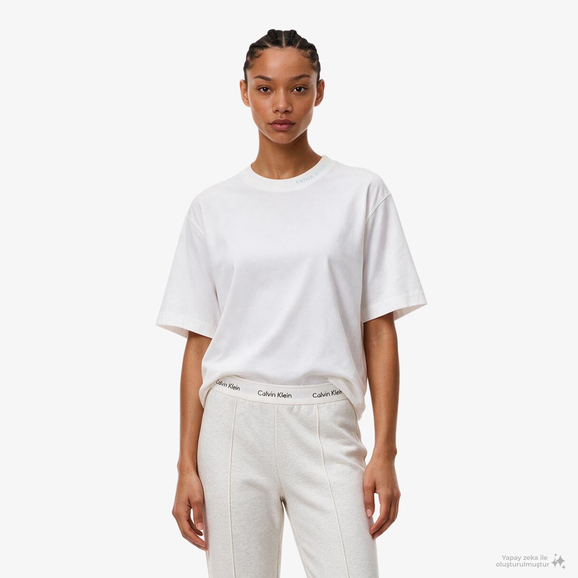 Calvin Klein Cooling Relaxed Kadın Beyaz T-Shirt