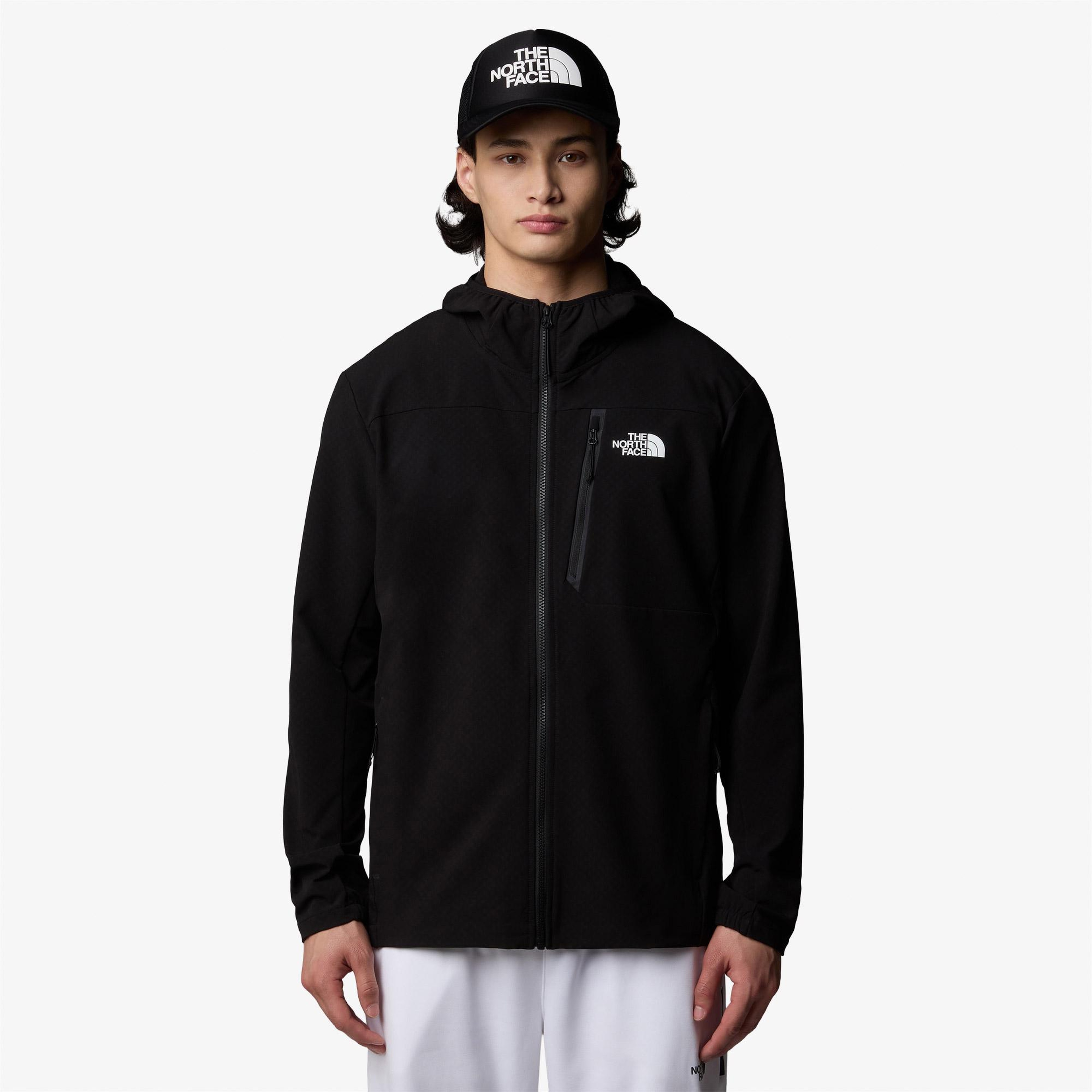 The North Face Mountain Athletics Softshell Erkek Siyah Ceket