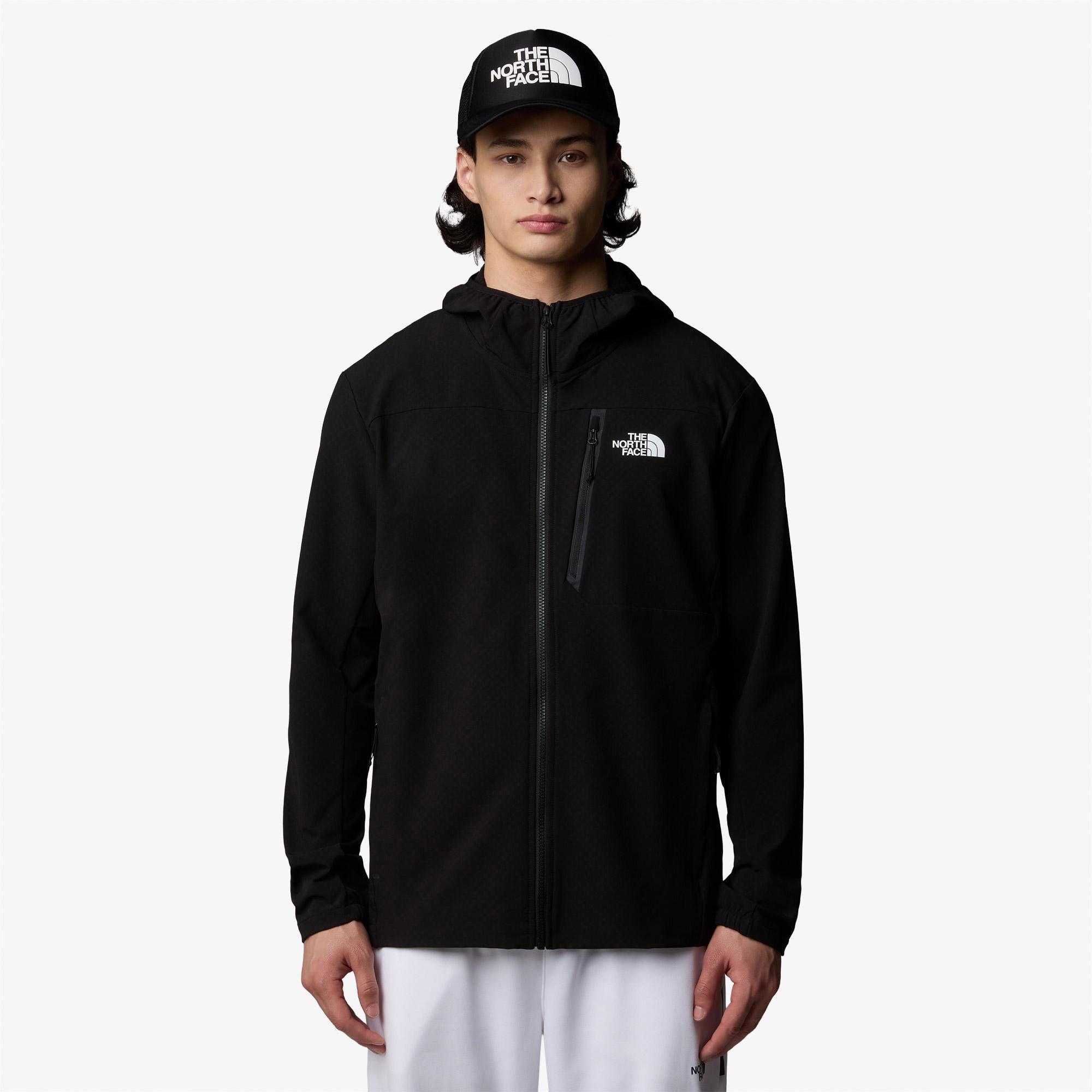 The North Face Mountain Athletics Softshell Erkek Siyah Ceket