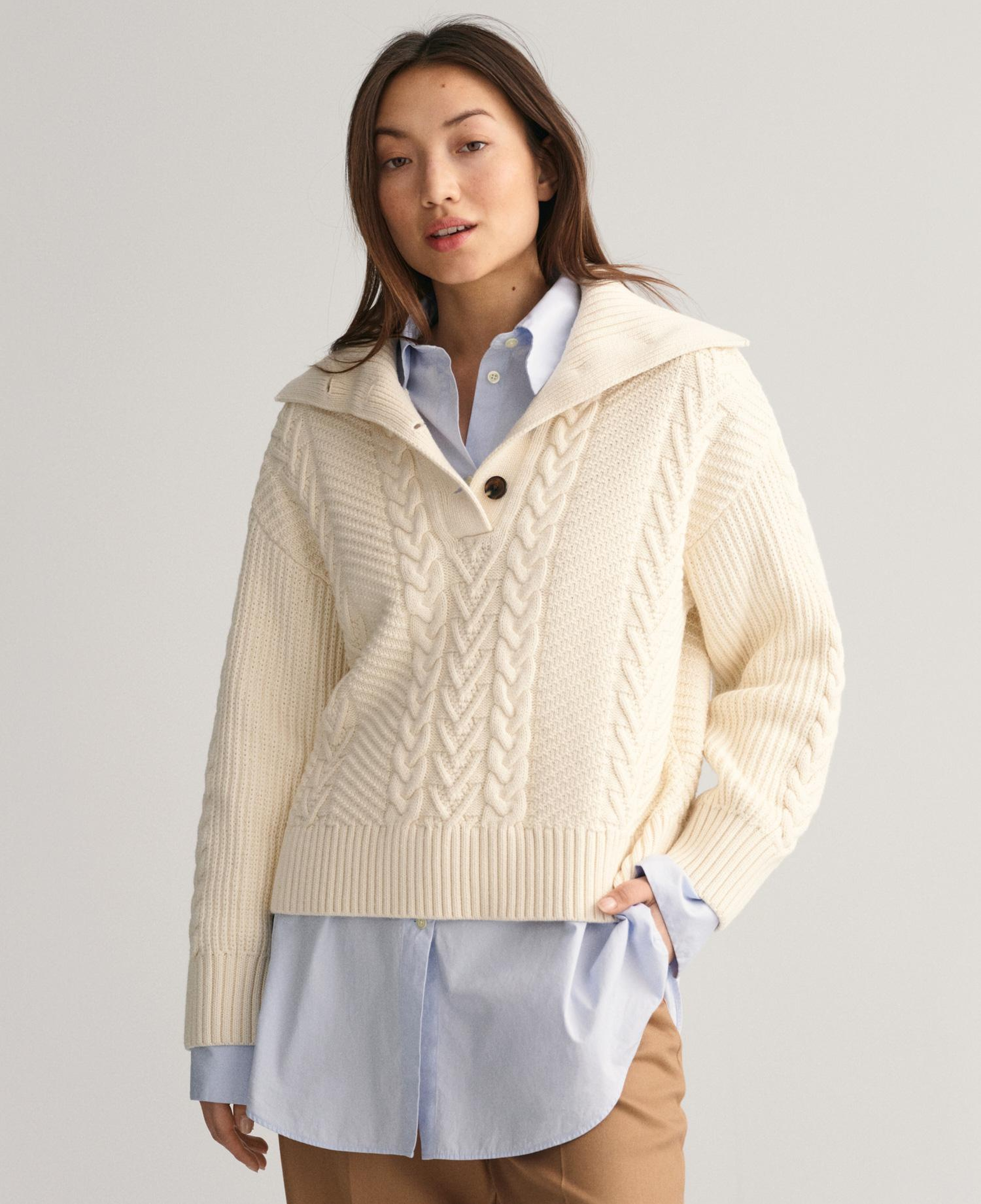 GANT Kadın Krem Relaxed Fit Klasik Yaka Desenli Kazak