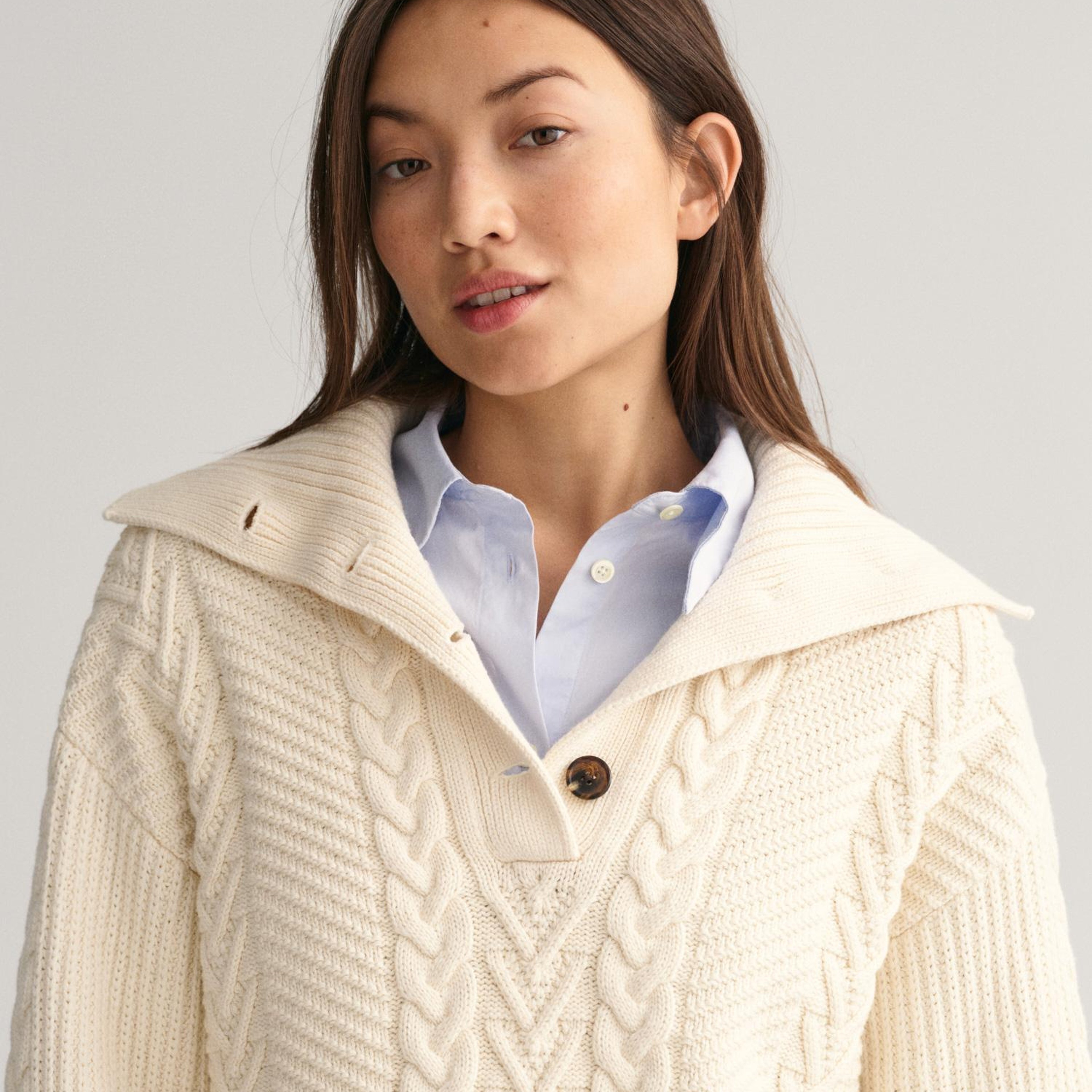 GANT Kadın Krem Relaxed Fit Klasik Yaka Desenli Kazak
