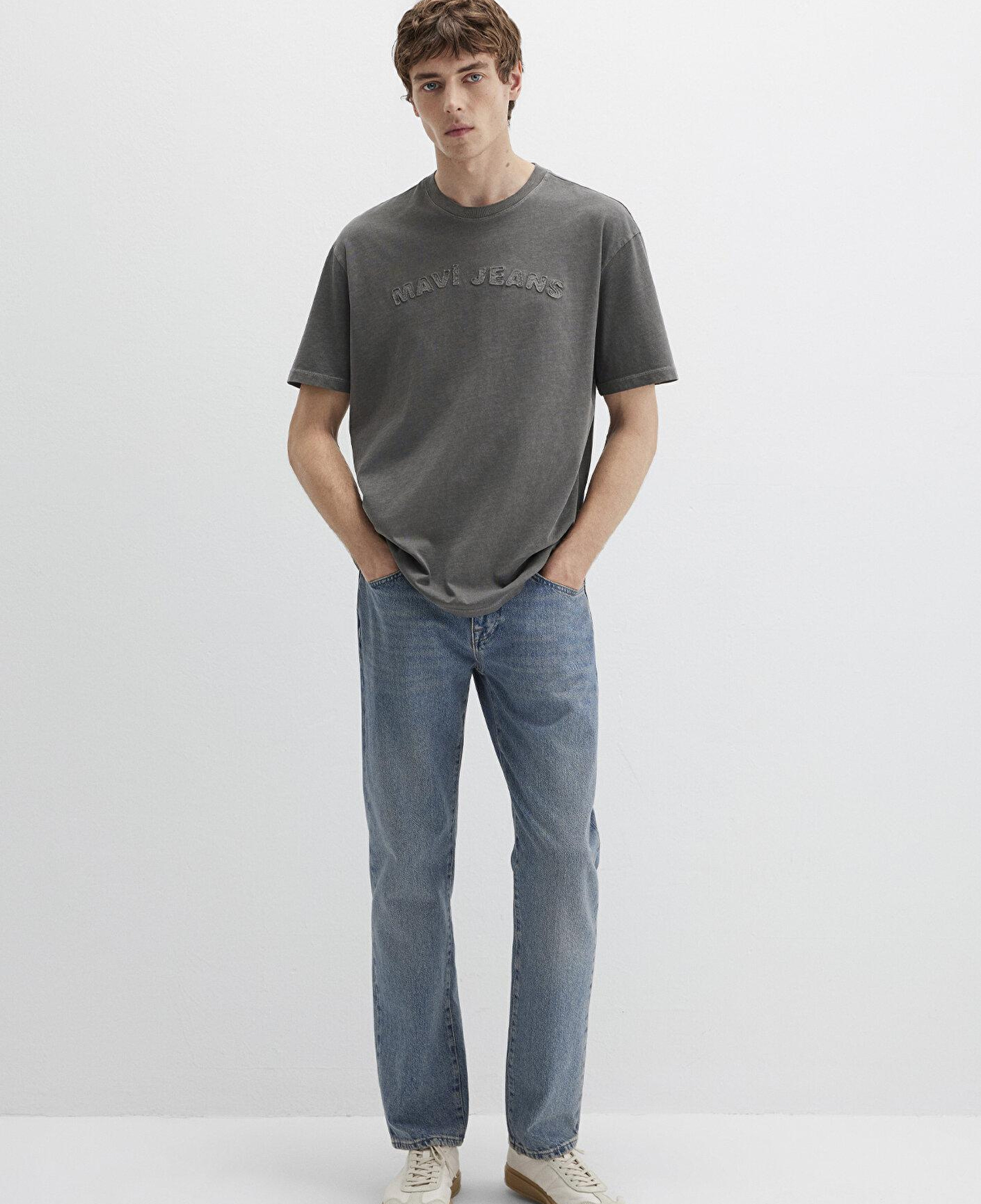 Mavi Mavi Jeans Baskılı Antrasit Tişört Loose Fit / Bol Rahat Kesim 0612953-900