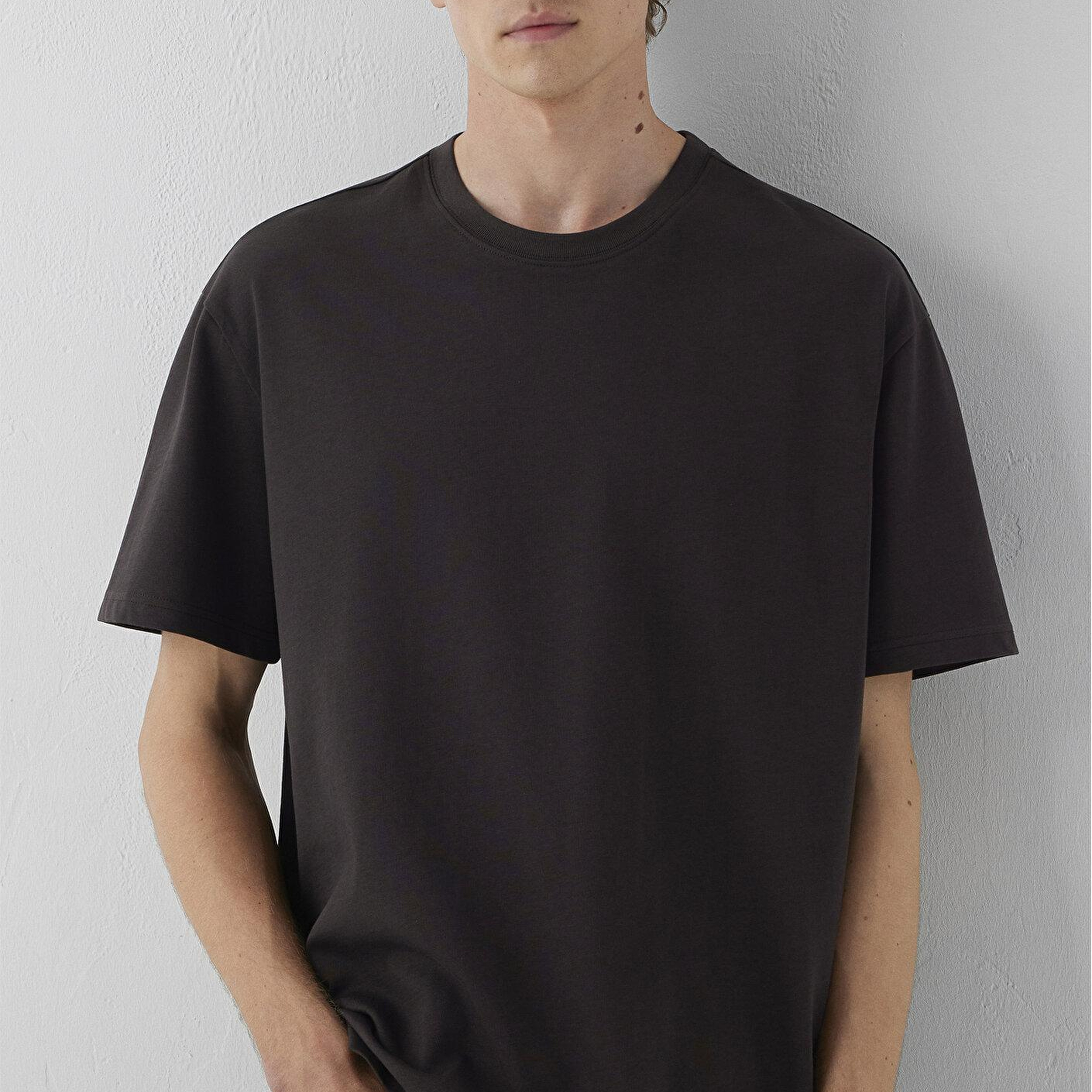 Mavi Bisiklet Yaka Kahverengi Basic Tişört Loose Fit / Bol Rahat Kesim 0611596-70219