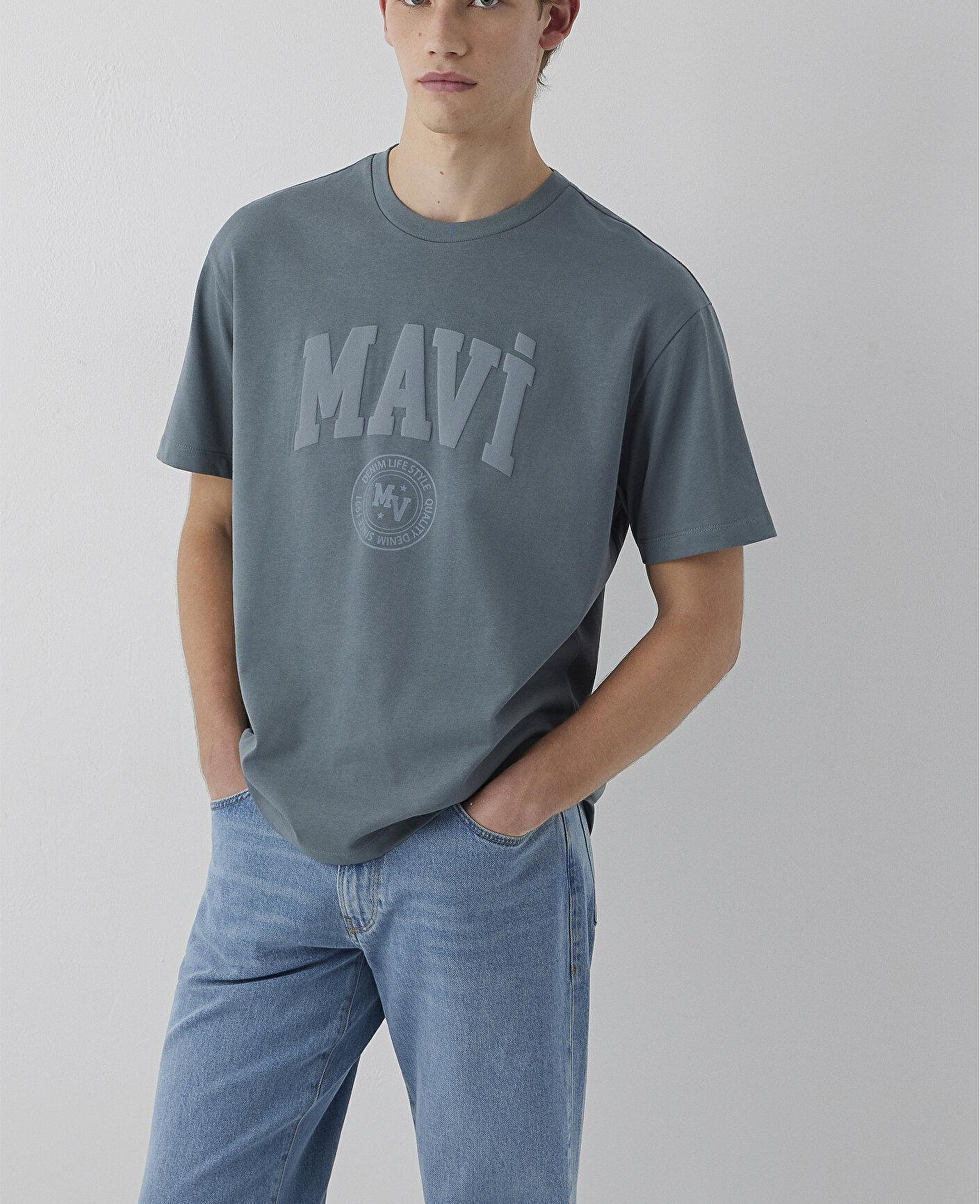 Mavi Mavi Logo Baskılı Gri Tişört Loose Fit / Bol Rahat Kesim 0612897-80889