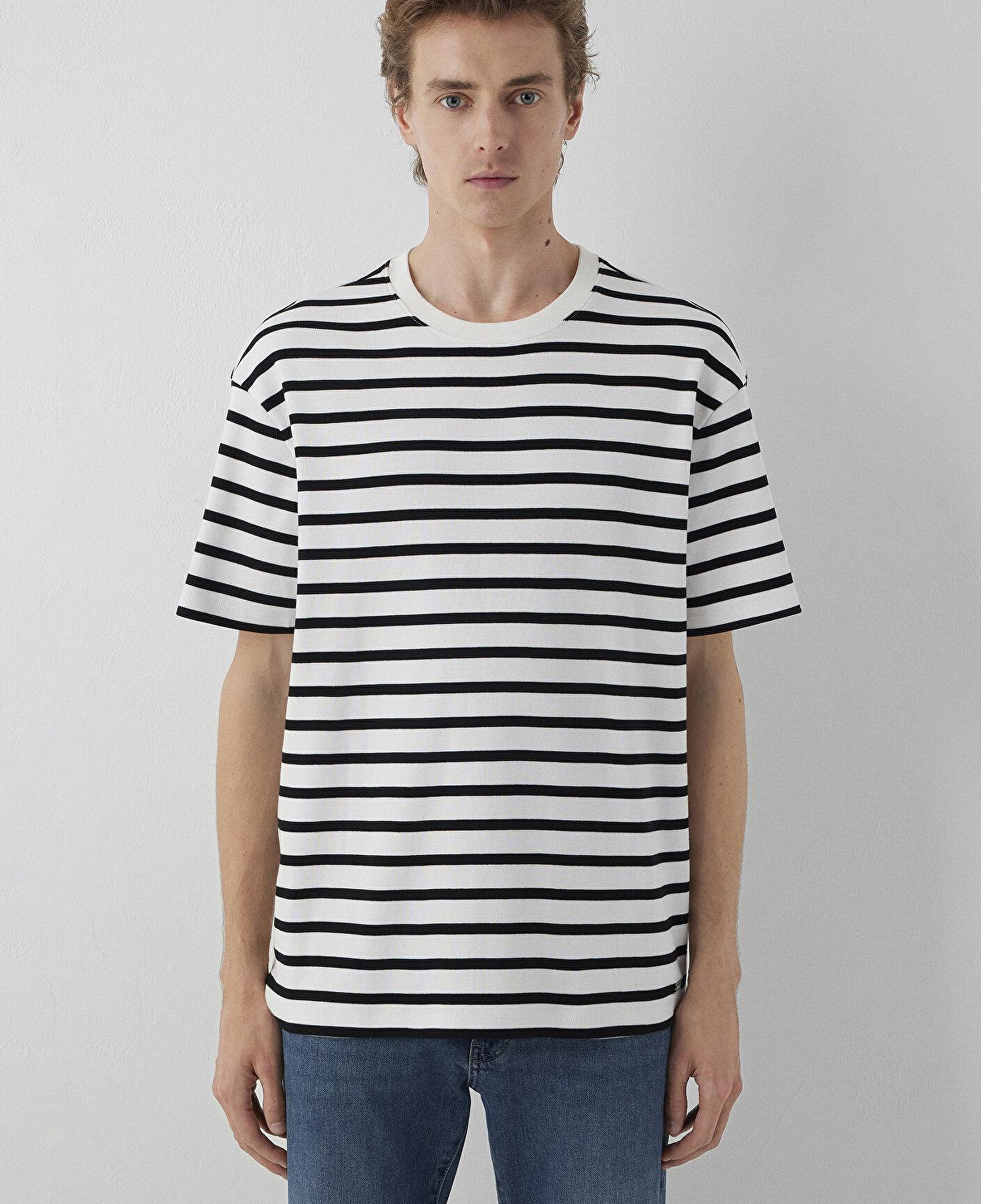 Mavi Mavi Black Siyah Çizgili Ekru Tişört Loose Fit / Bol Rahat Kesim 0612860-900