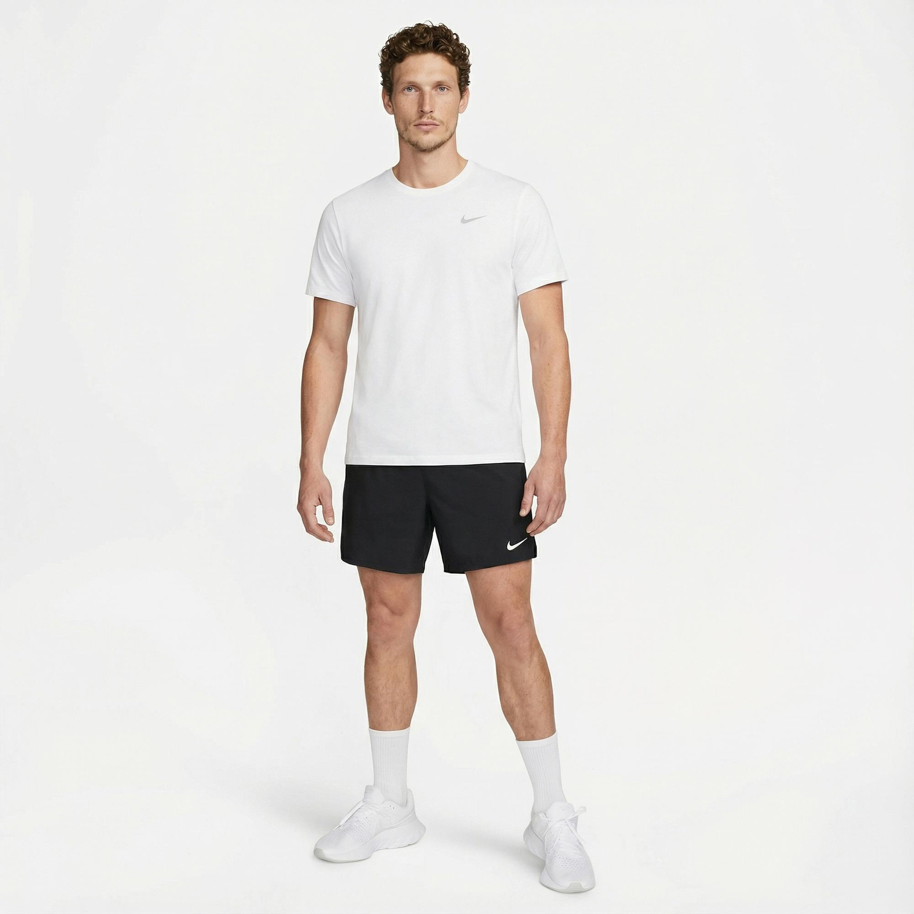 Nike Dri-Fit Miler Erkek Beyaz T-Shirt
