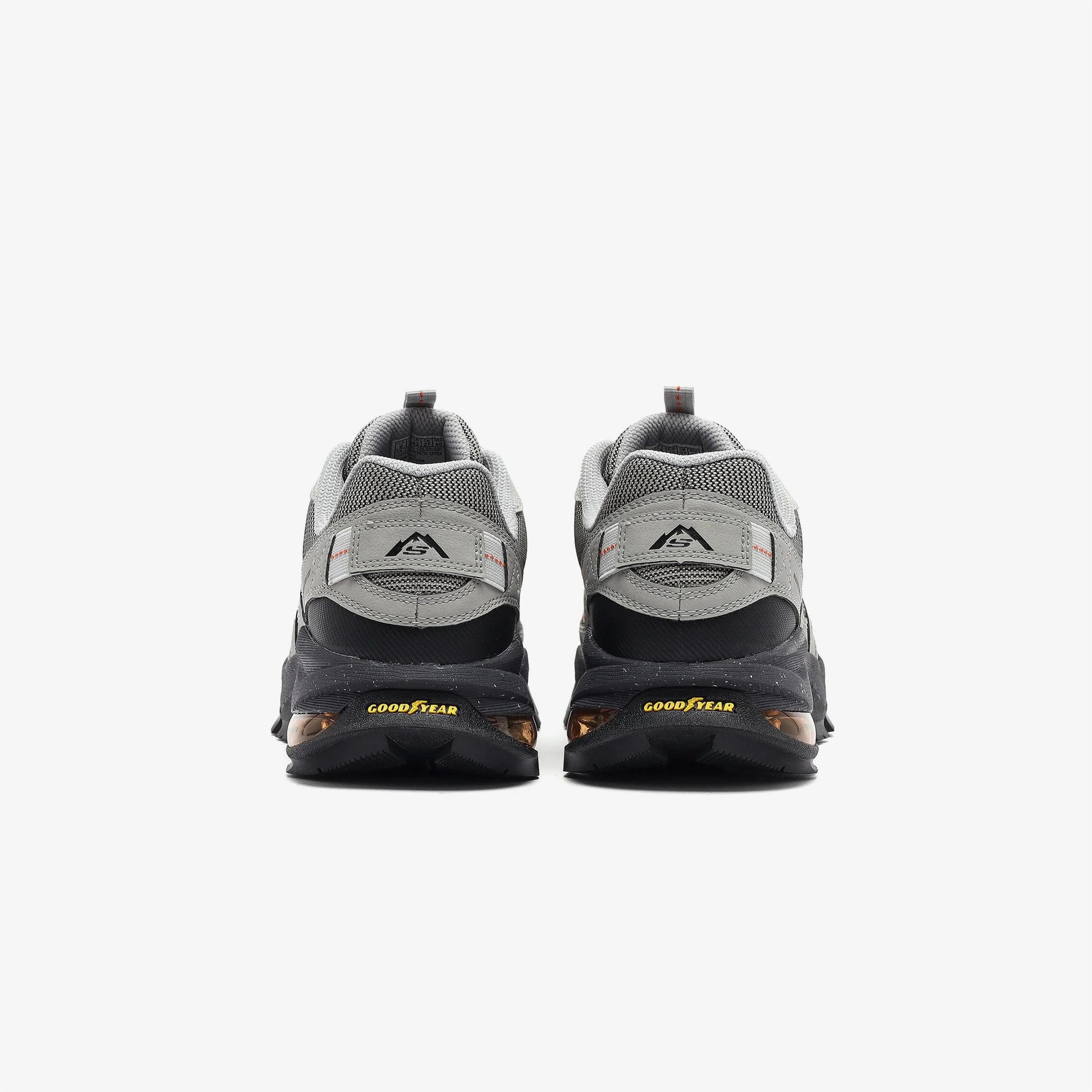 Skechers Arch Fit Trail Erkek Gri Outdoor Ayakkabı