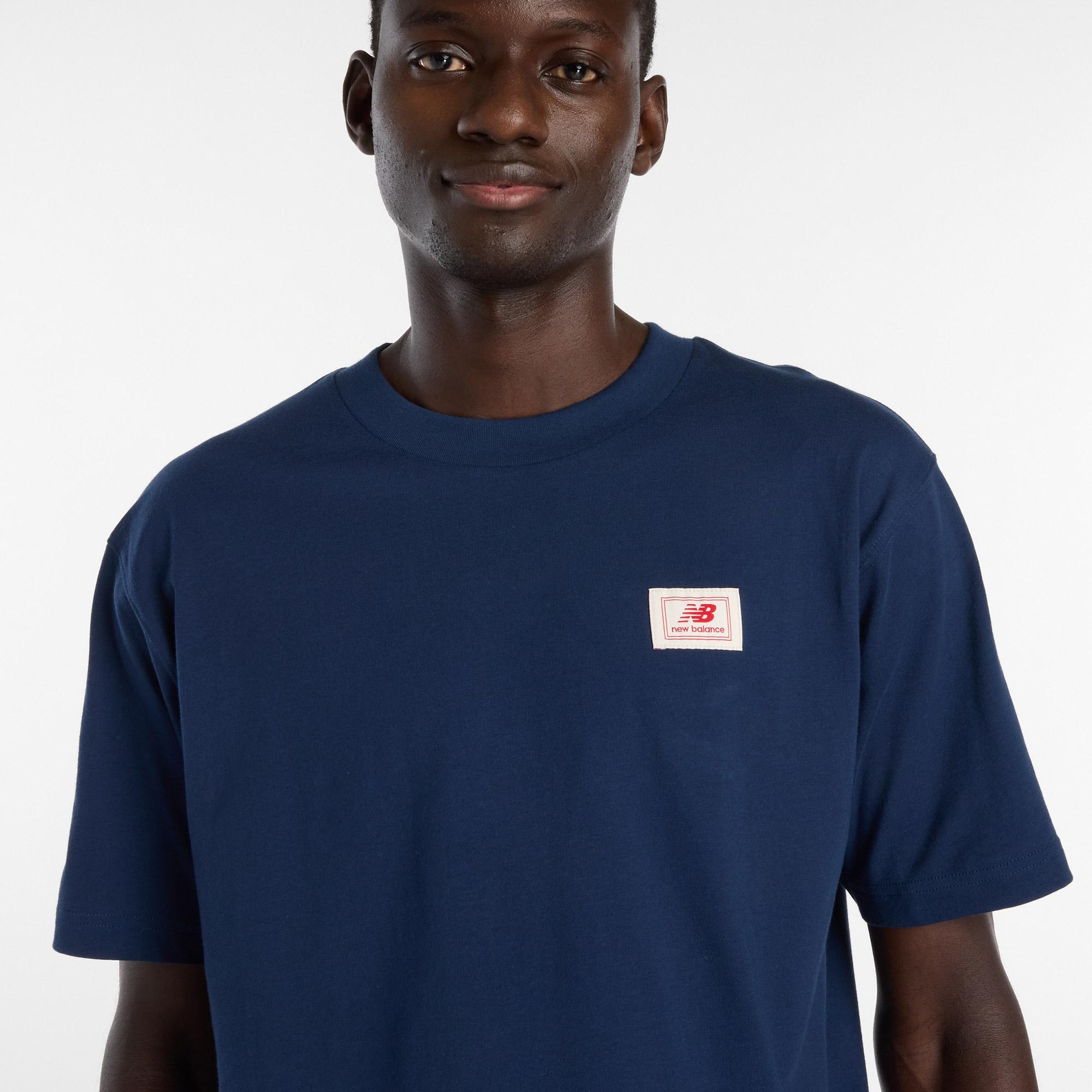 New Balance Woven Label Erkek Mavi T-Shirt