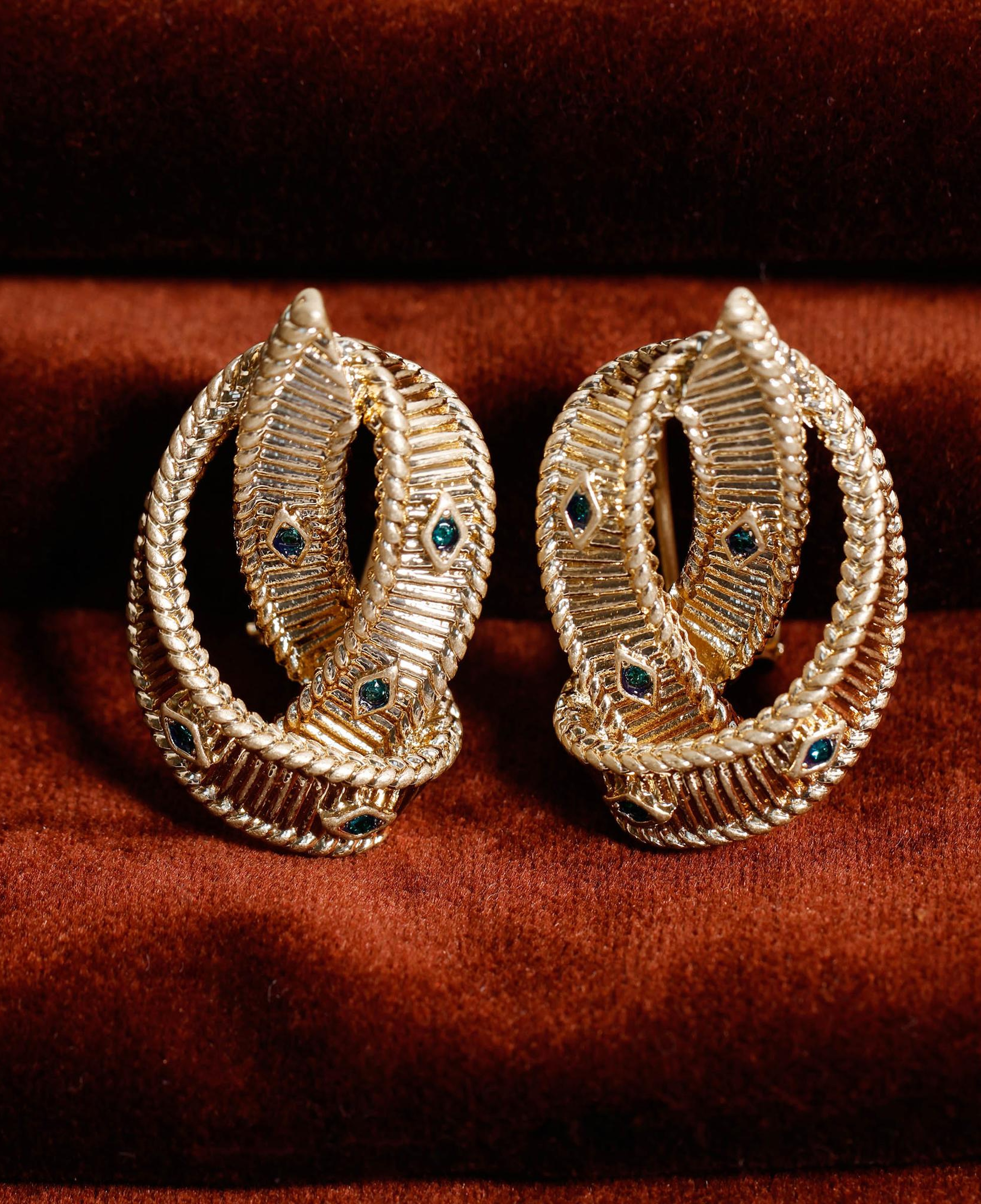 YARGICI Dokulu Gold Küpe
