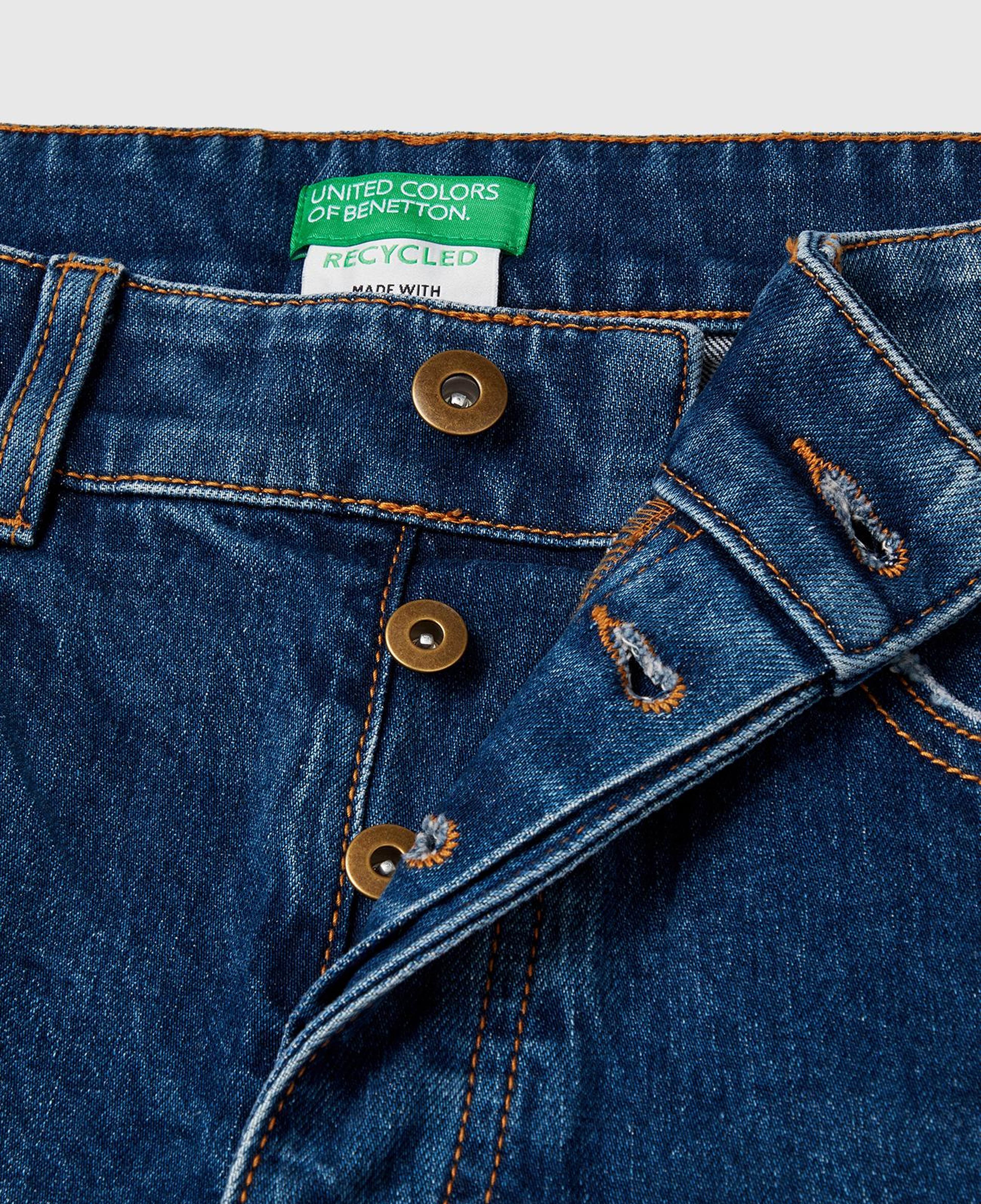 Erkek Koyu Mavi  Pamuk Karışımlı Arkası Logo Etiketli Cepli Slim Fit Denim Pantolon