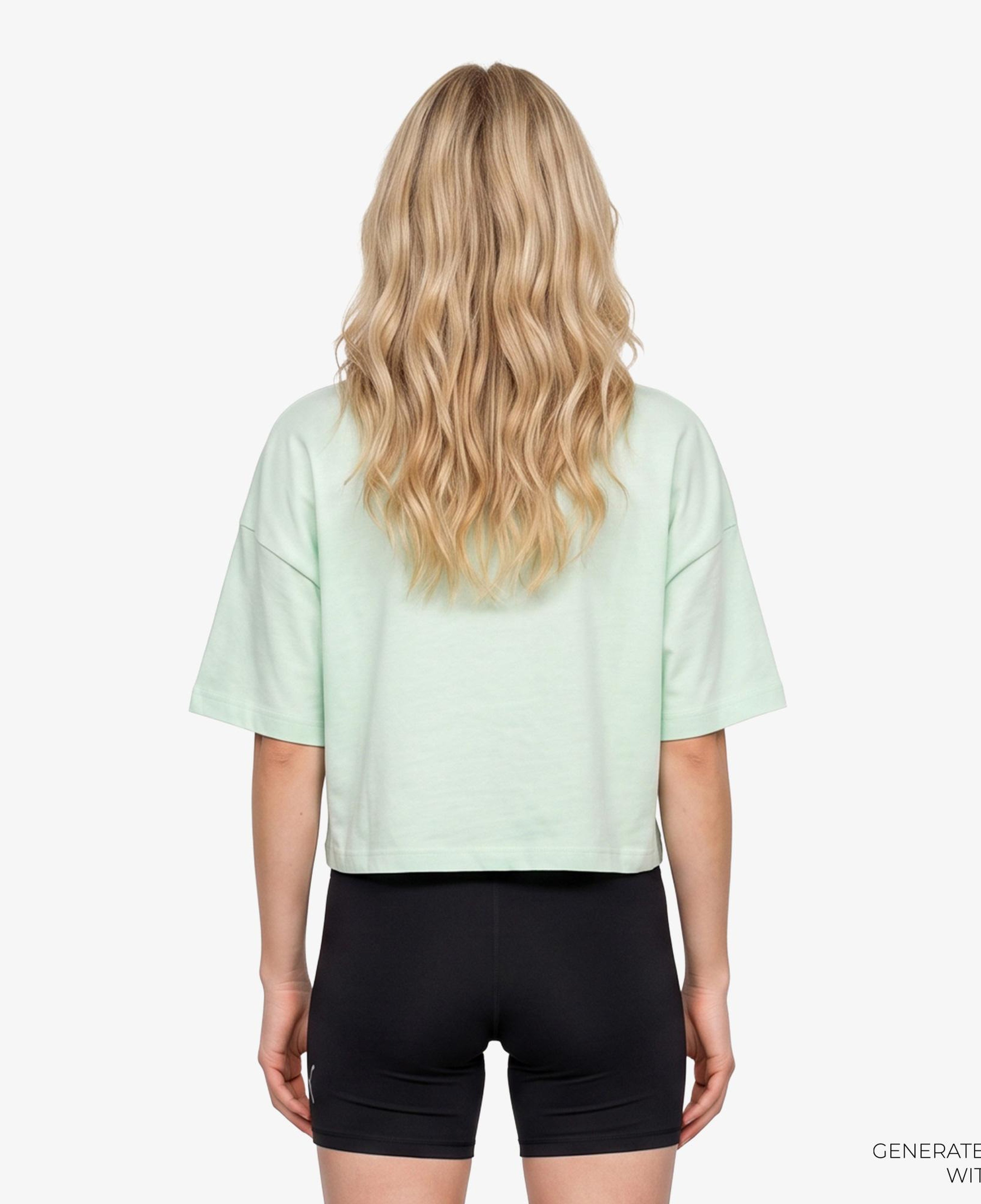 Puma Essentials Cropped Logo Kadın Beyaz T-Shirt