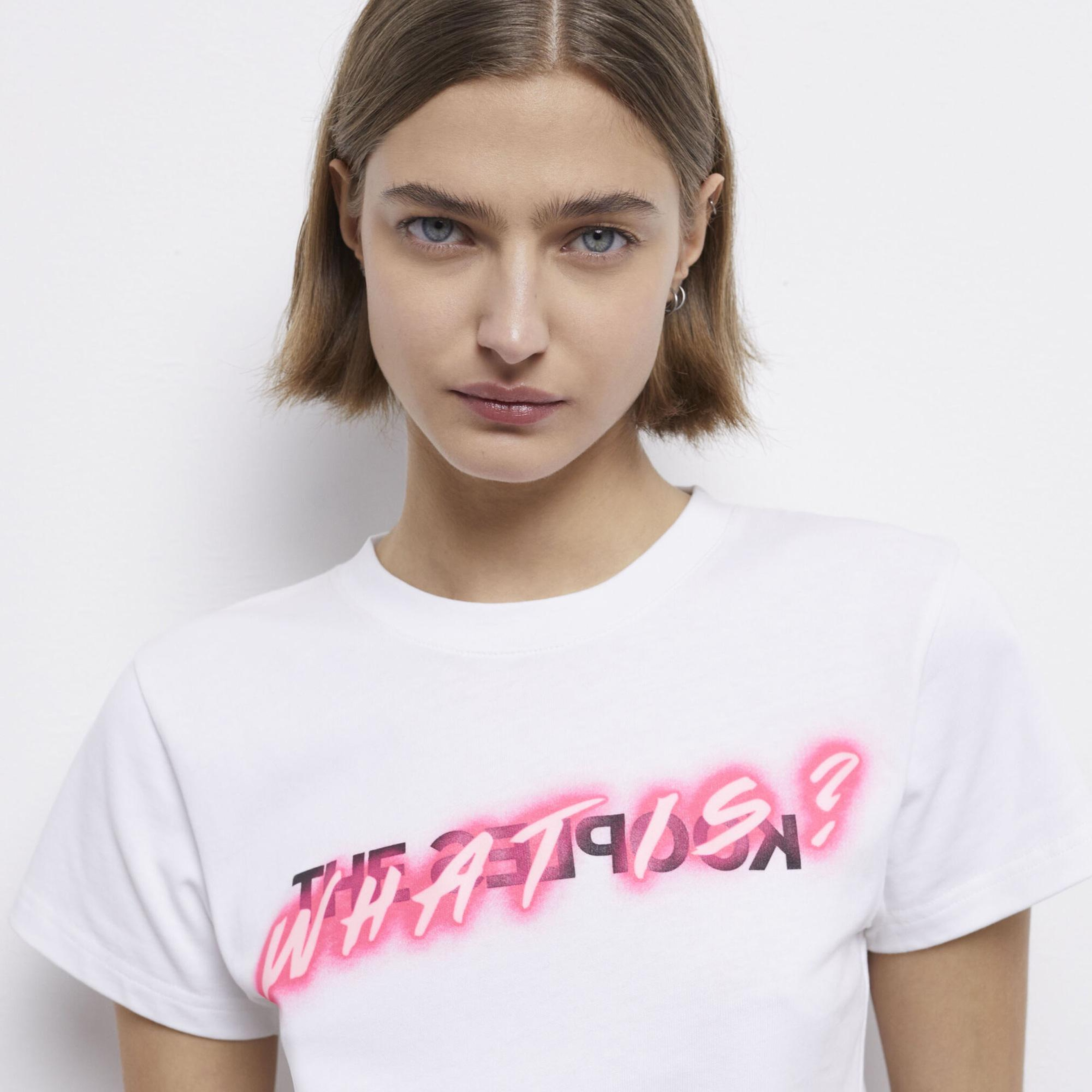 KADIN BASKILI BEYAZ T-SHIRT