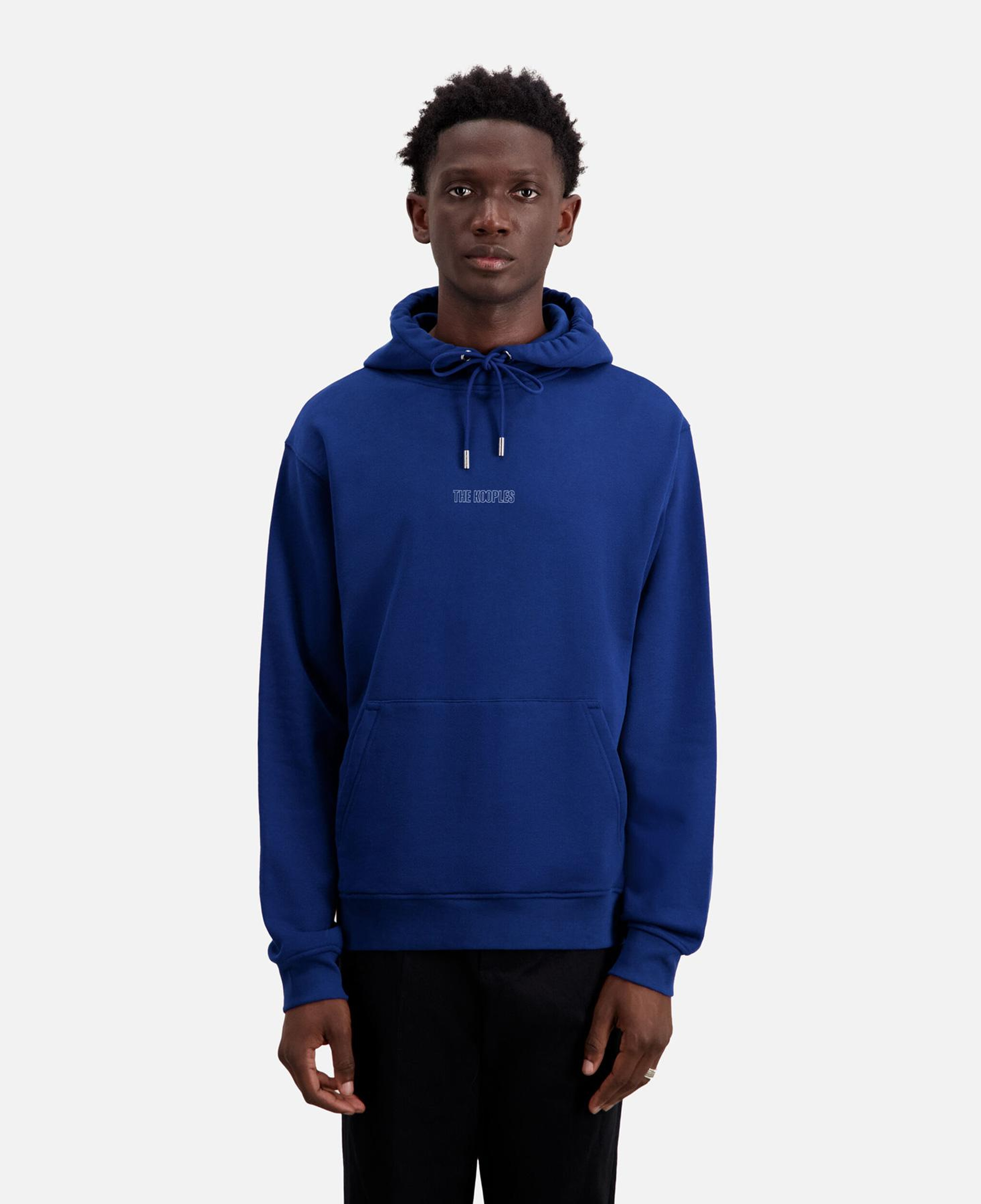 ERKEK KAPÜŞONLU BASKILI MAVİ SWEATSHIRT