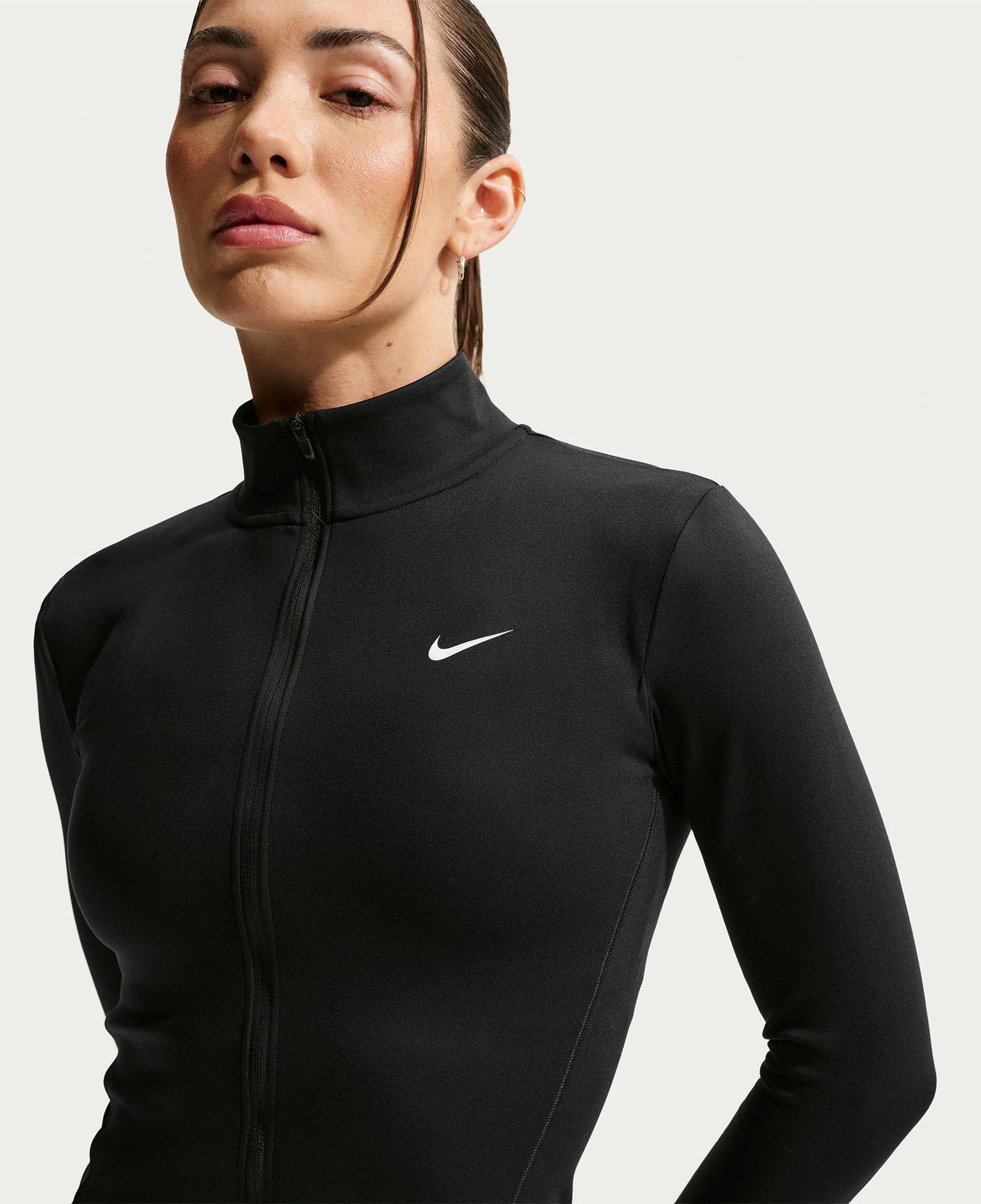 Nike One Dri-Fit Fitted Kadın Siyah Sweatshirt