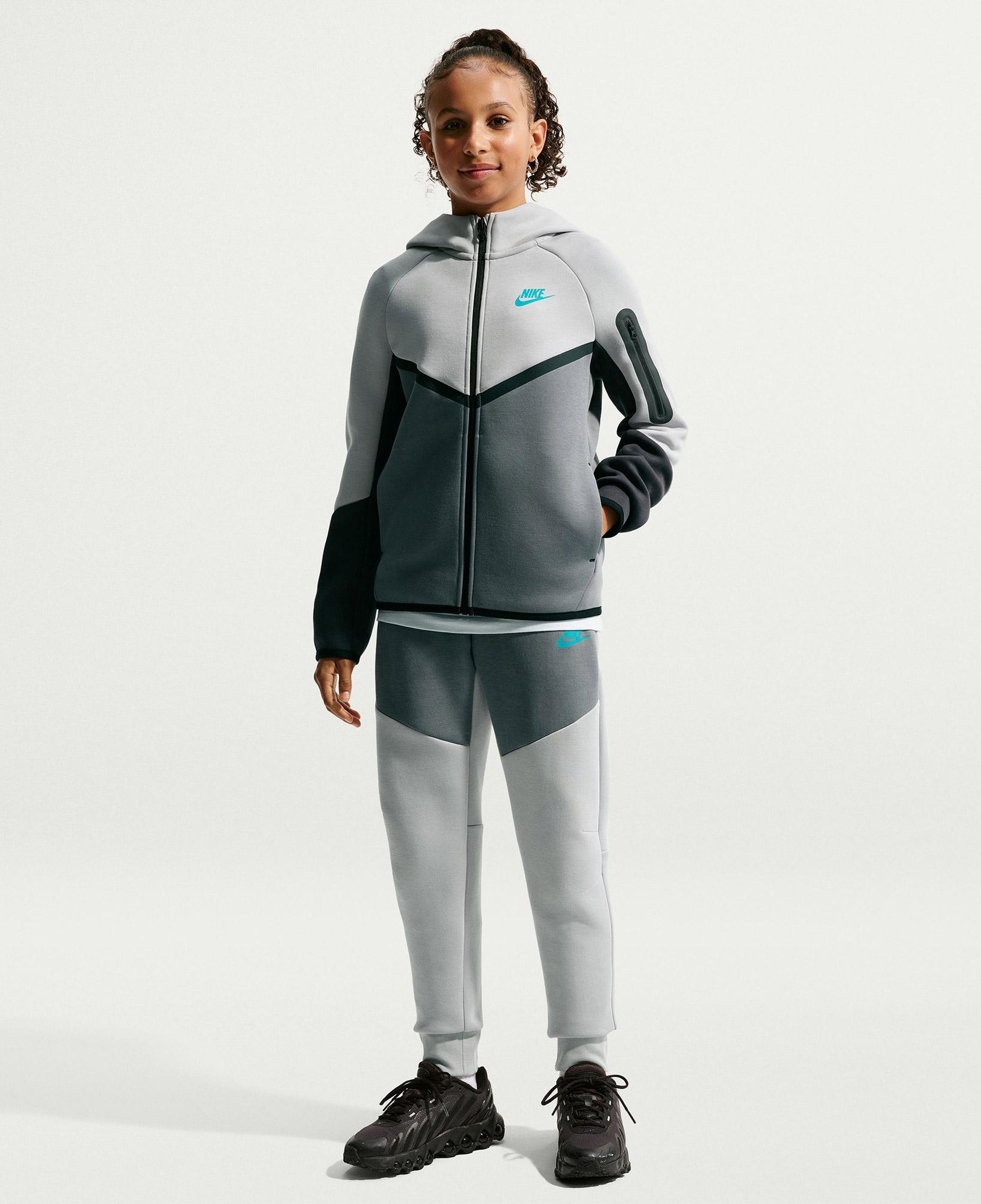 Nike Sportswear Tech Fleece Genç Çocuk Yeşil Eşofman Üstü