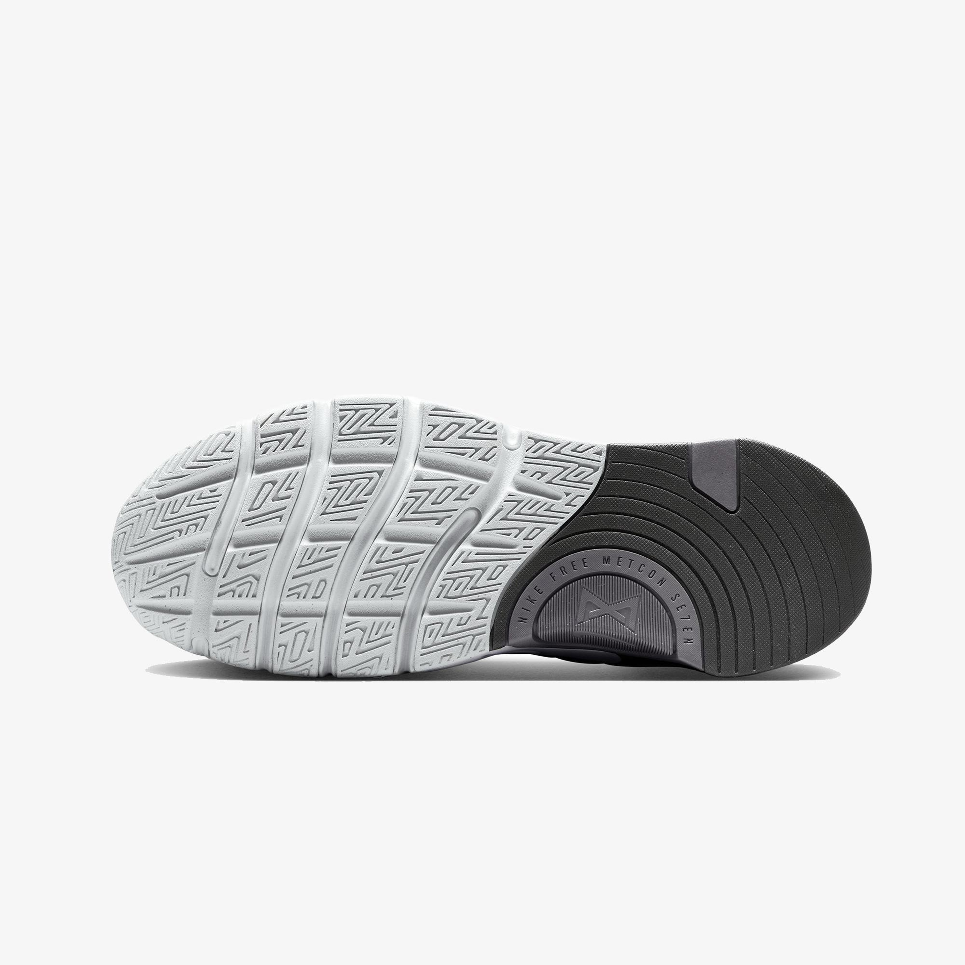 Nike Free Metcon 7 Erkek Gri Spor Ayakkabı