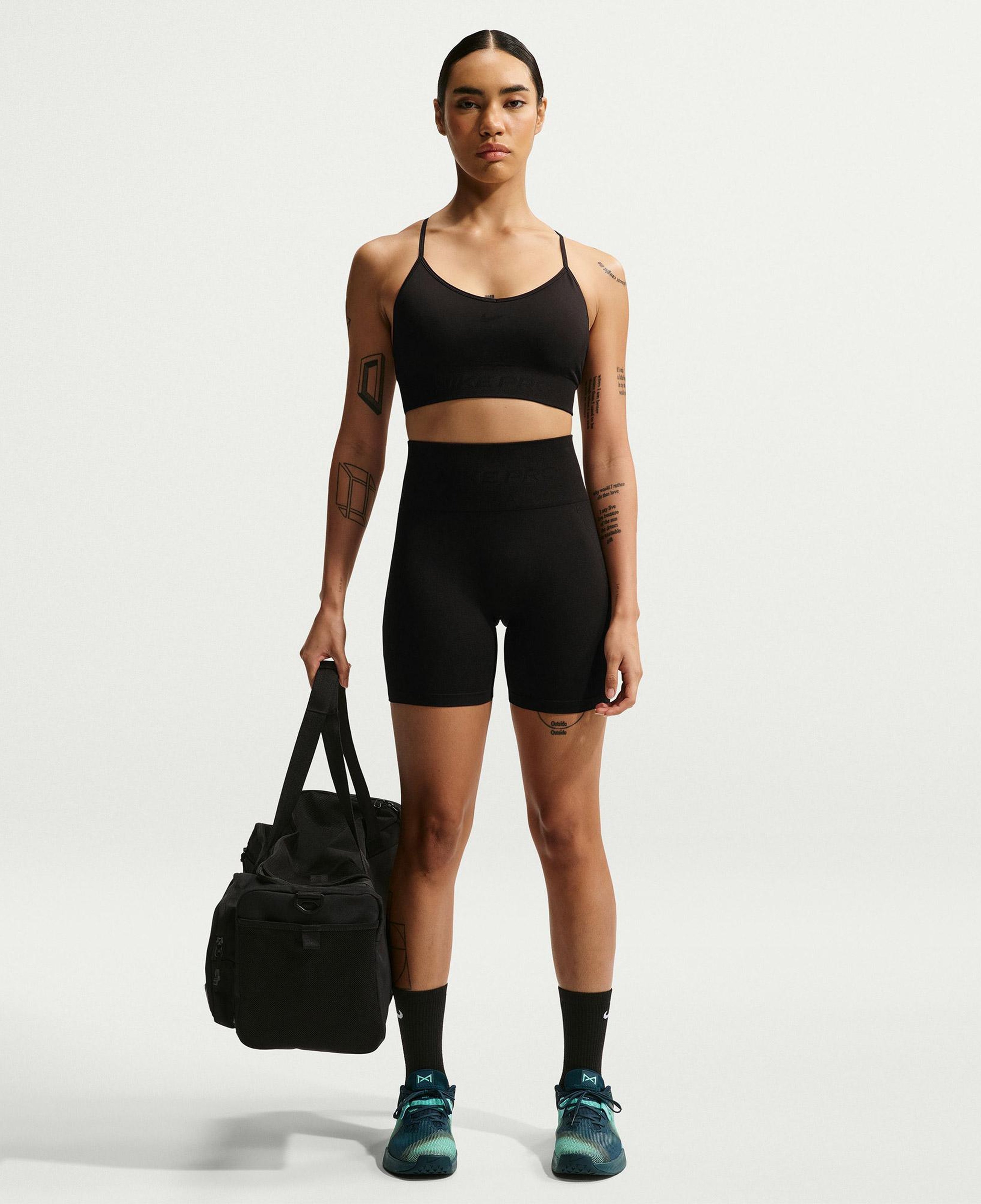 Nike Pro Dri-Fit Seamless Kadın Siyah Bra