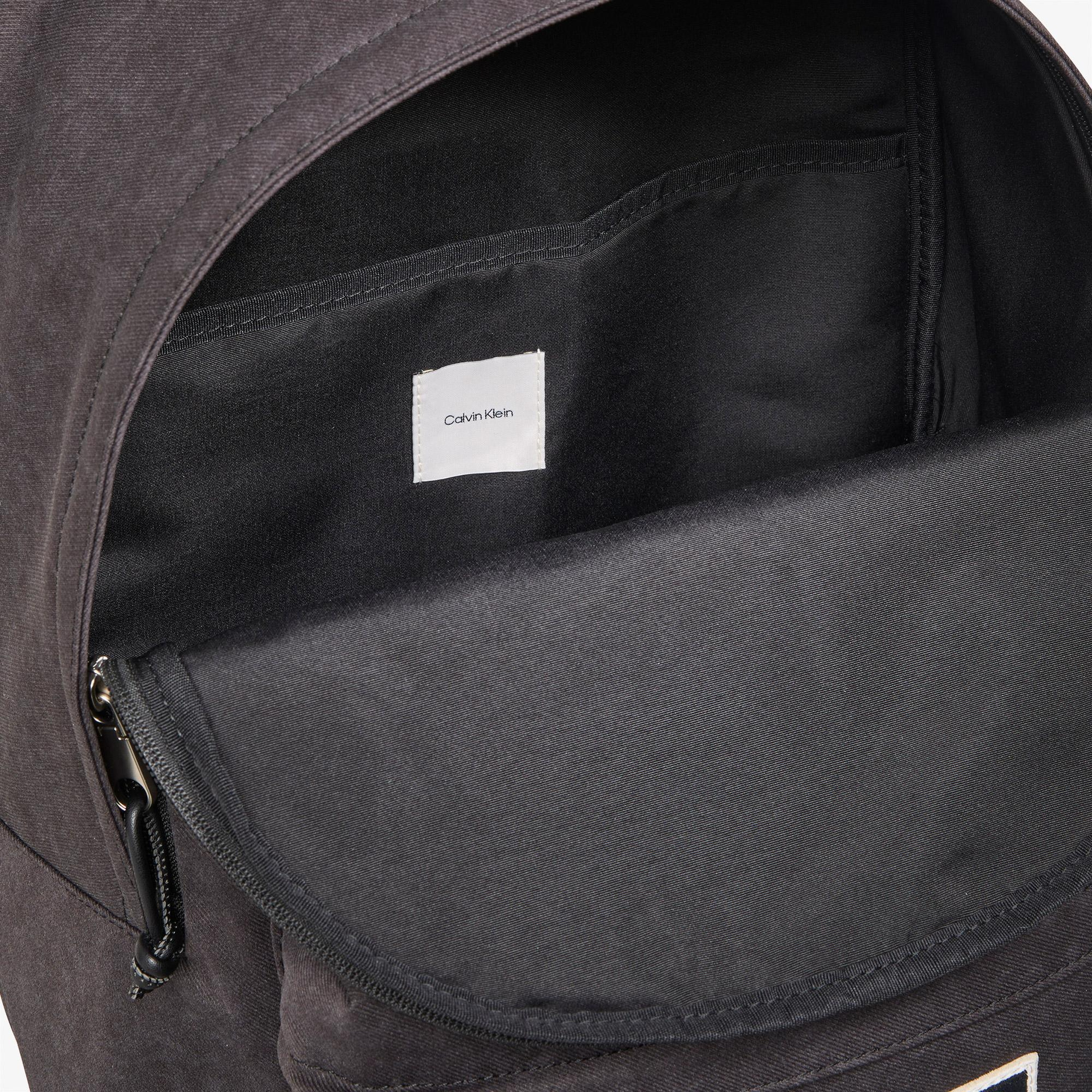 Calvin Klein Graphic Erkek Siyah Sırt Çantası